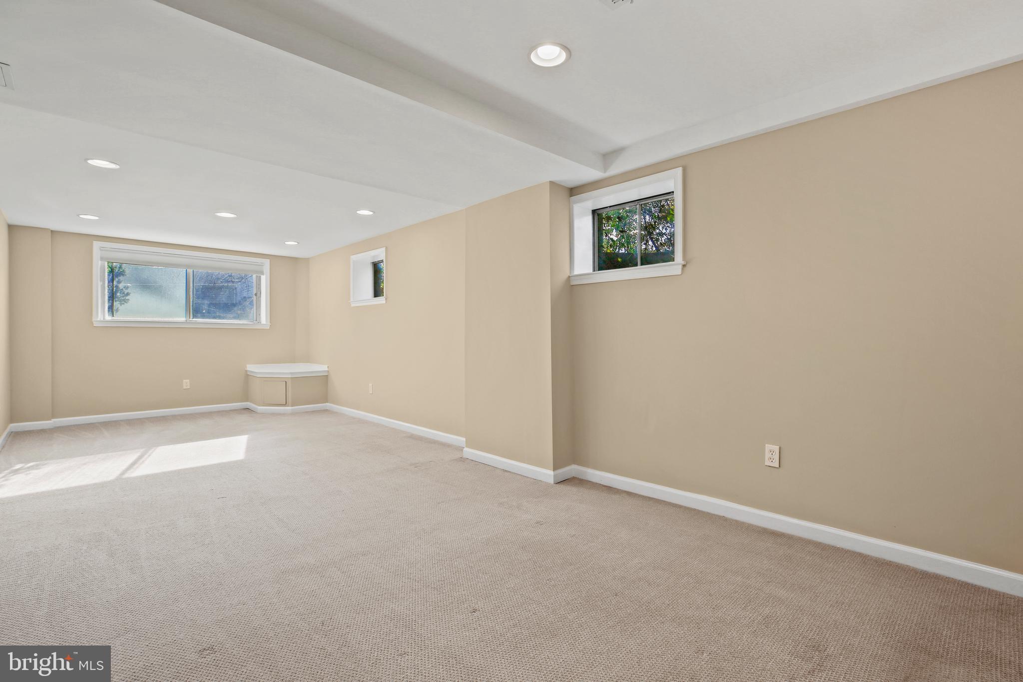 HIGHLAND STONE - Residential