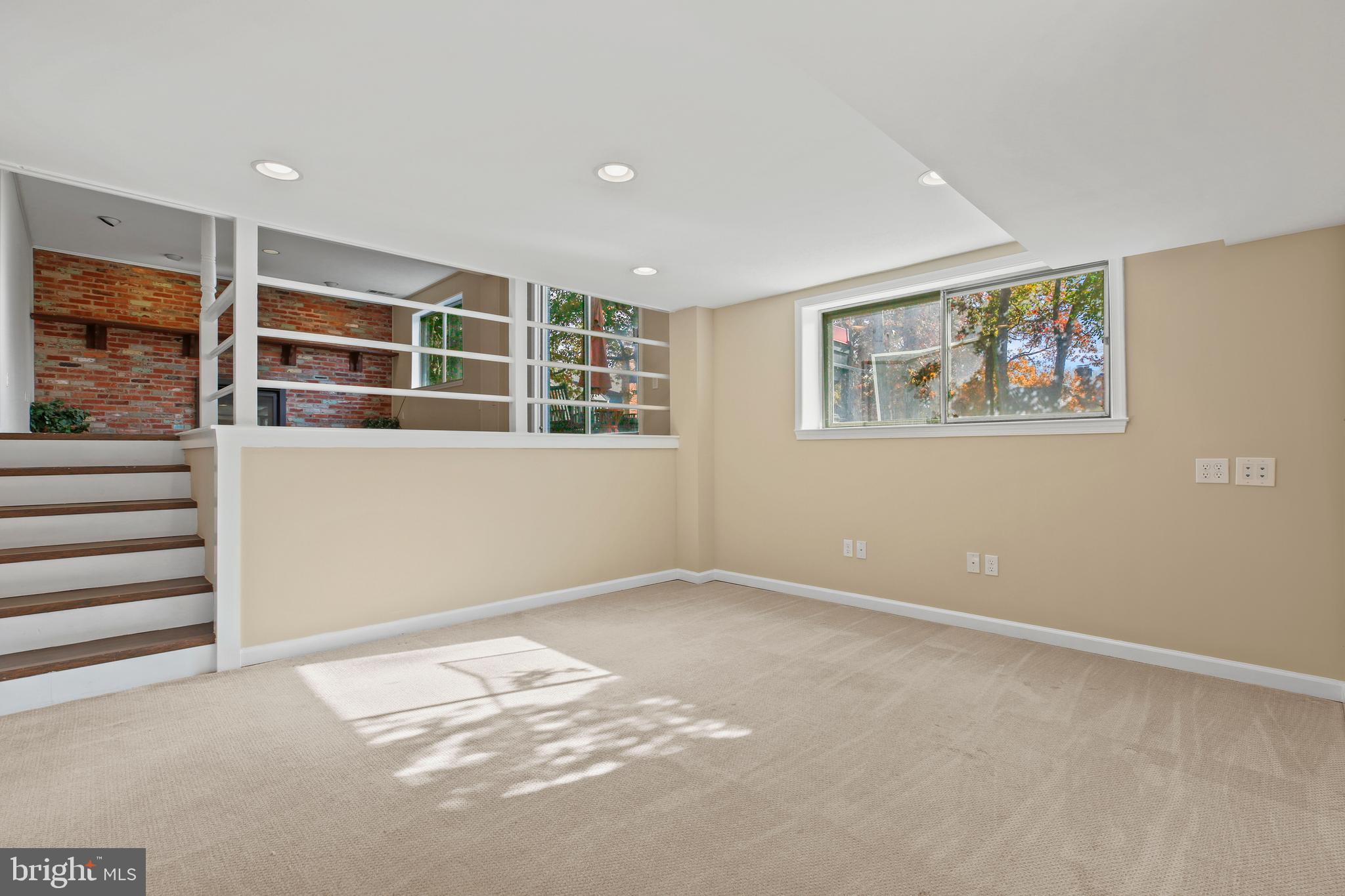 HIGHLAND STONE - Residential