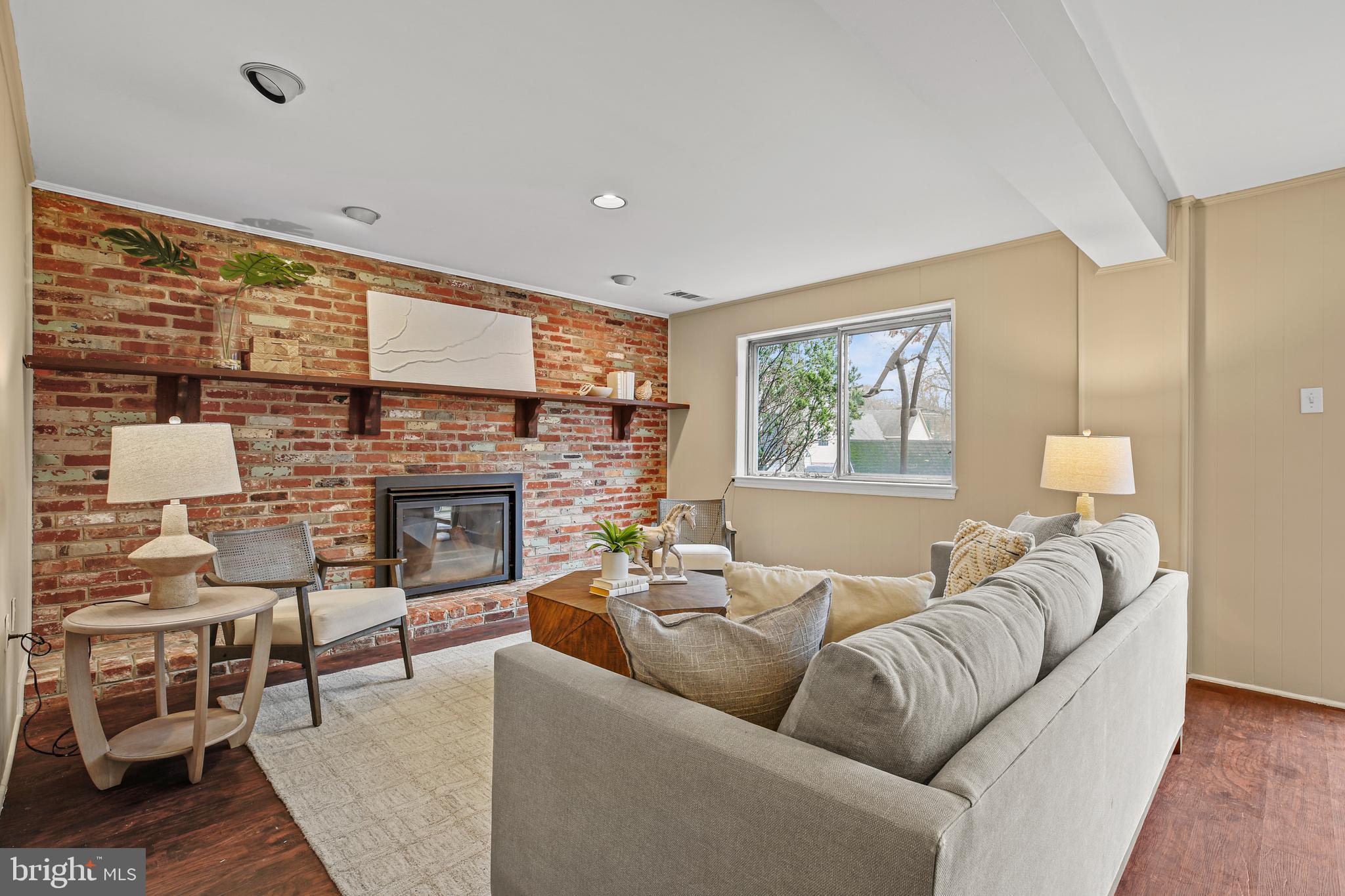 HIGHLAND STONE - Residential