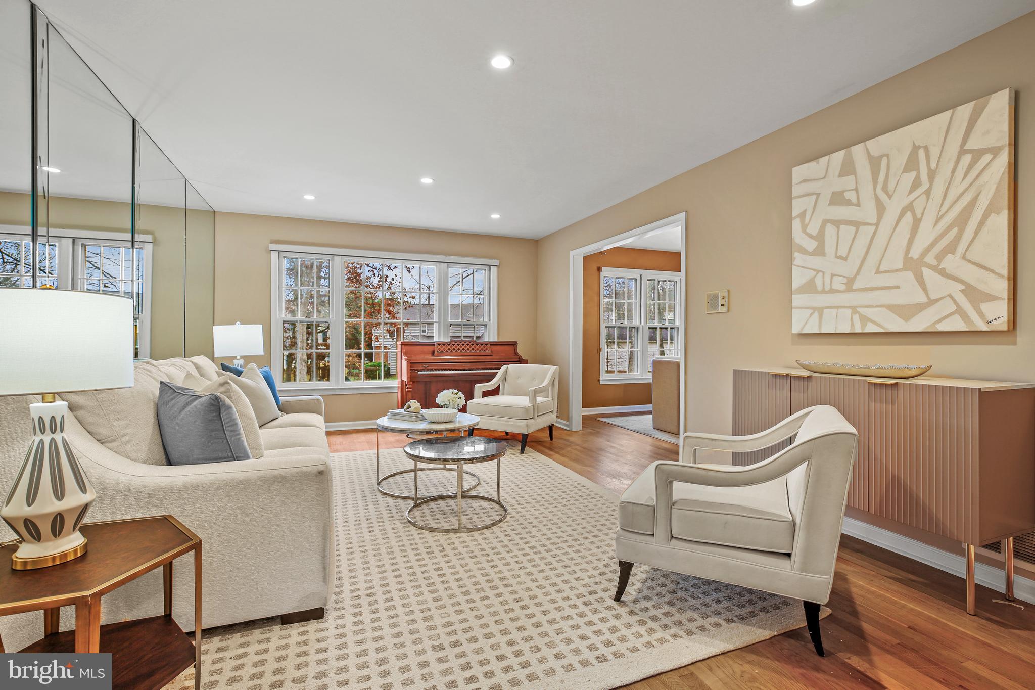 8802 STONEHAVEN COURT