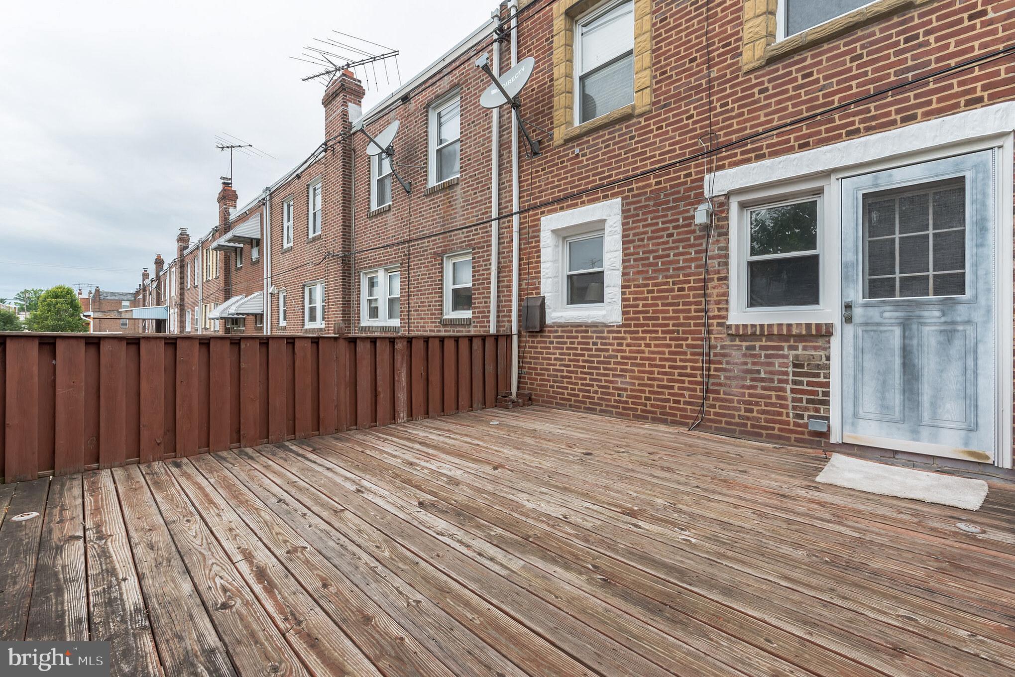 MAYFAIR (WEST) - Residential