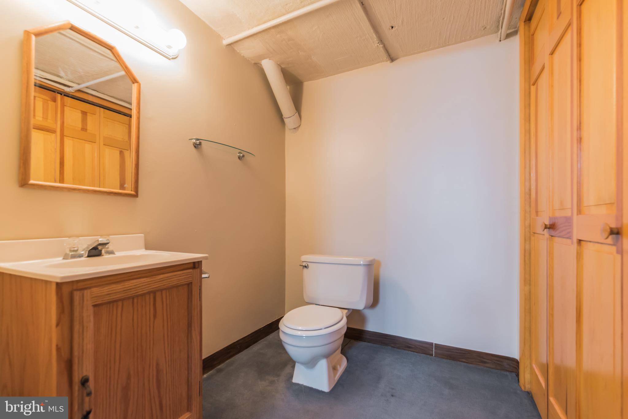 MAYFAIR (WEST) - Residential