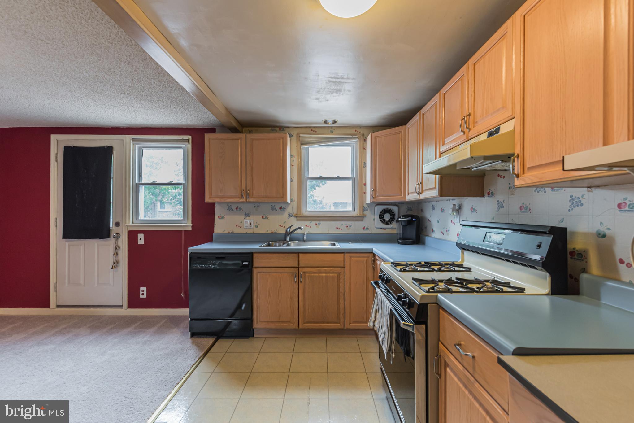 MAYFAIR (WEST) - Residential