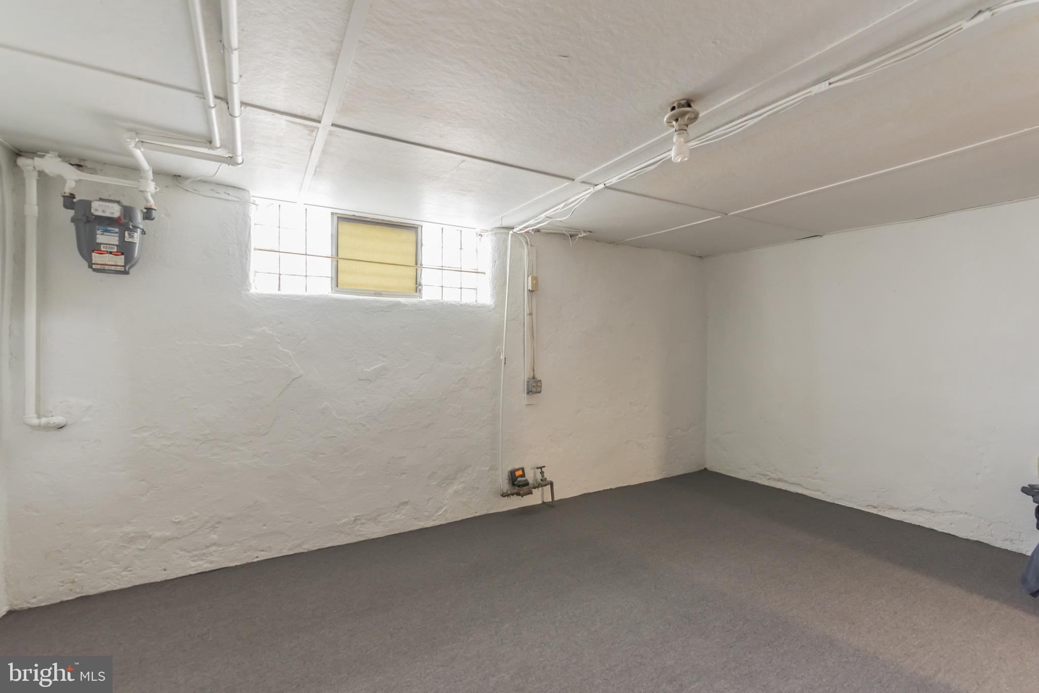 MAYFAIR (WEST) - Residential