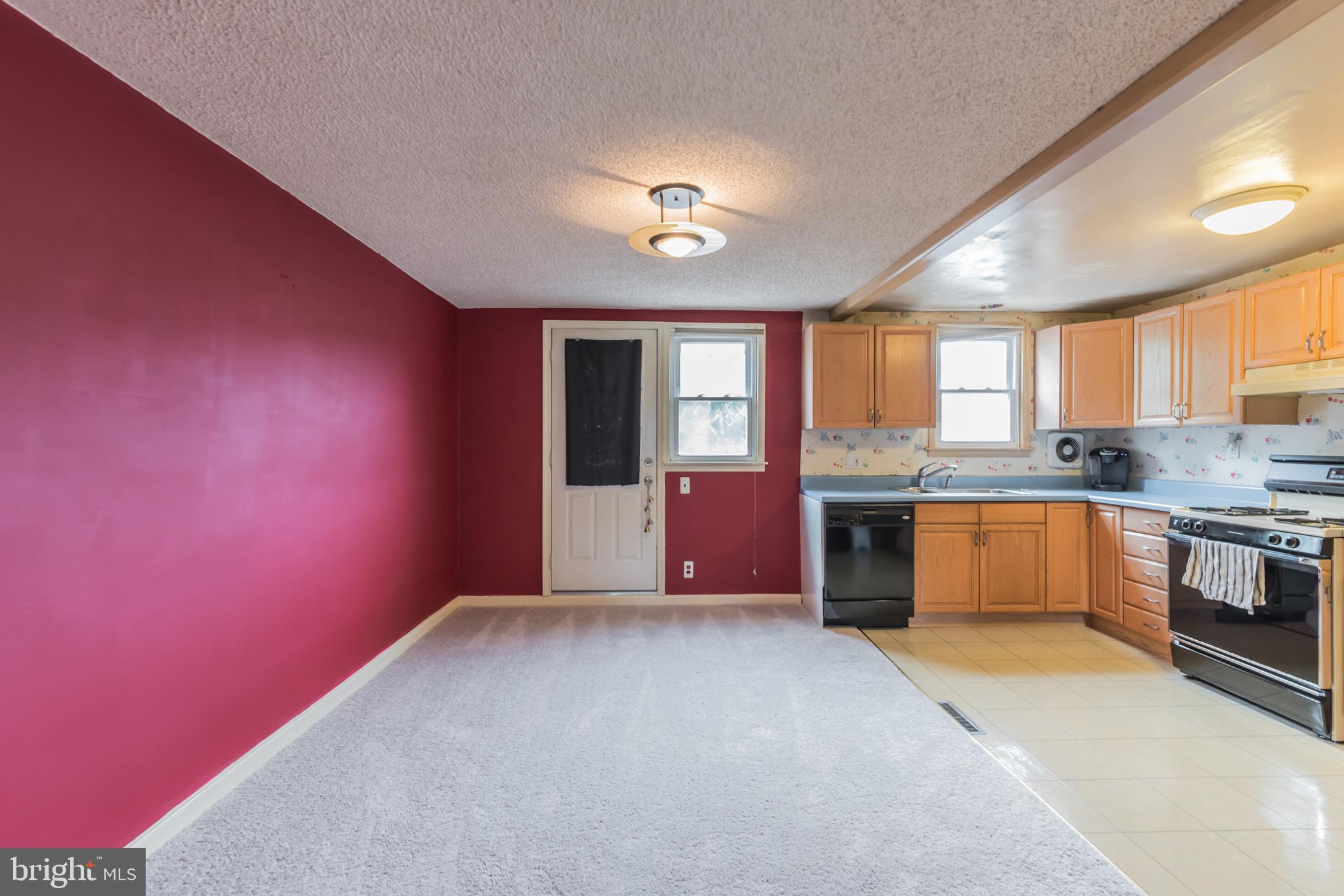 MAYFAIR (WEST) - Residential