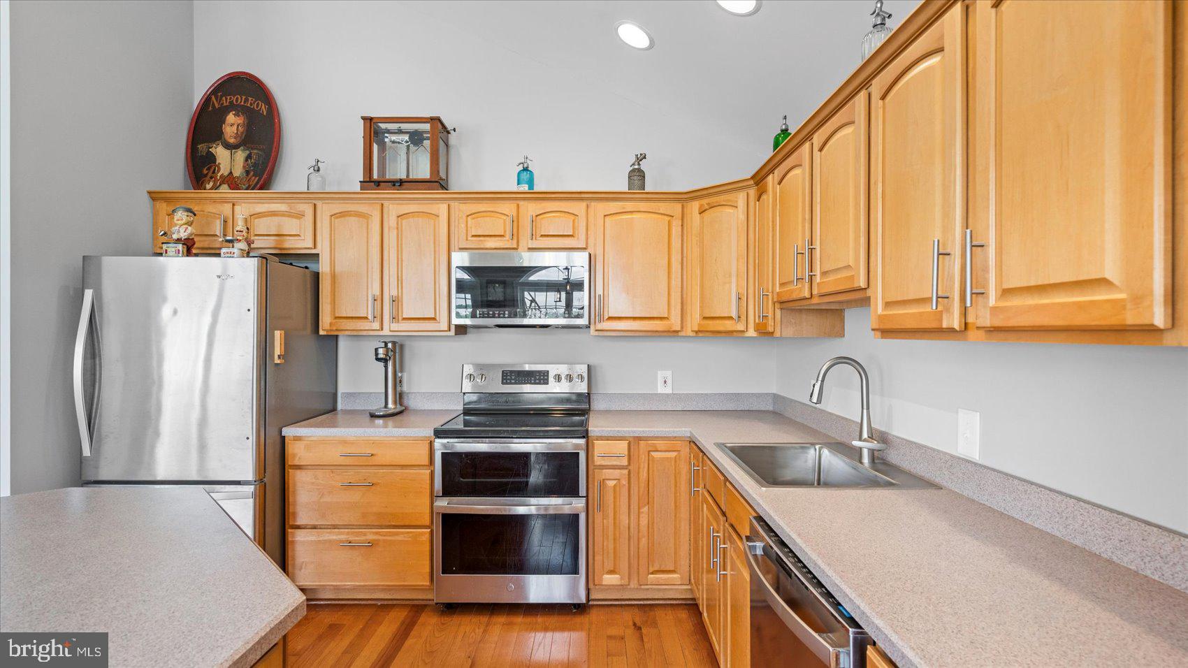 MILLERS ISLAND - Residential