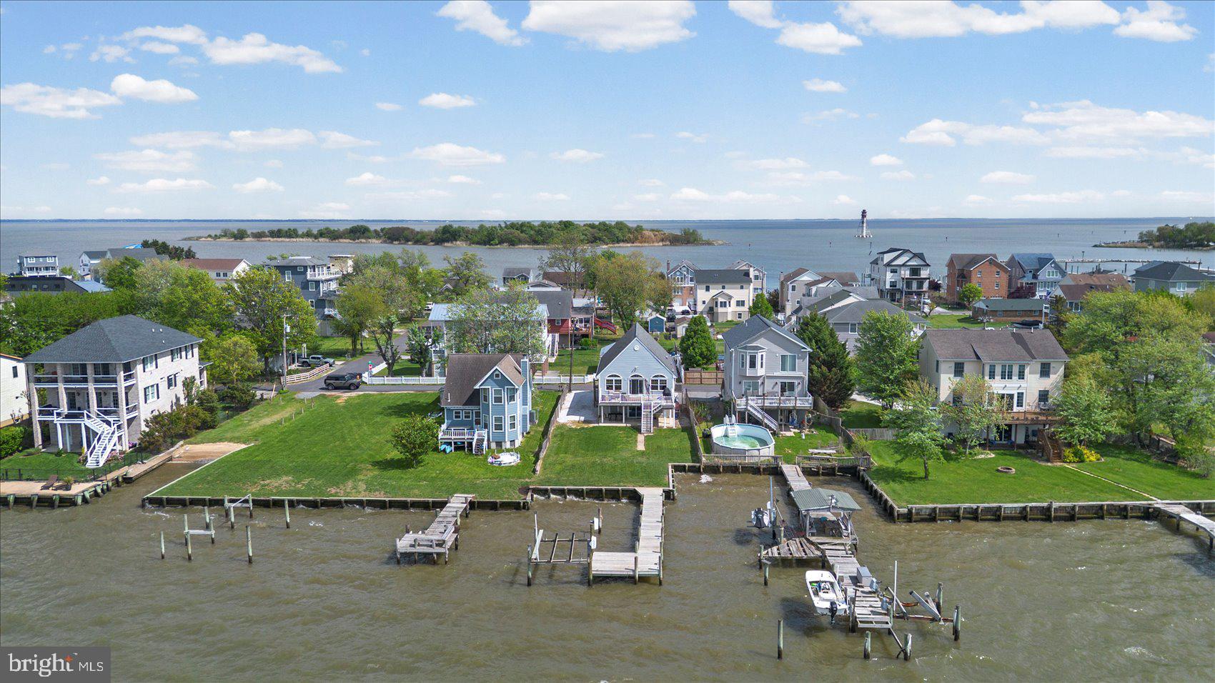 MILLERS ISLAND - Residential