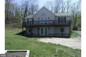 760 Wilderness Road, Linden, VA 22642