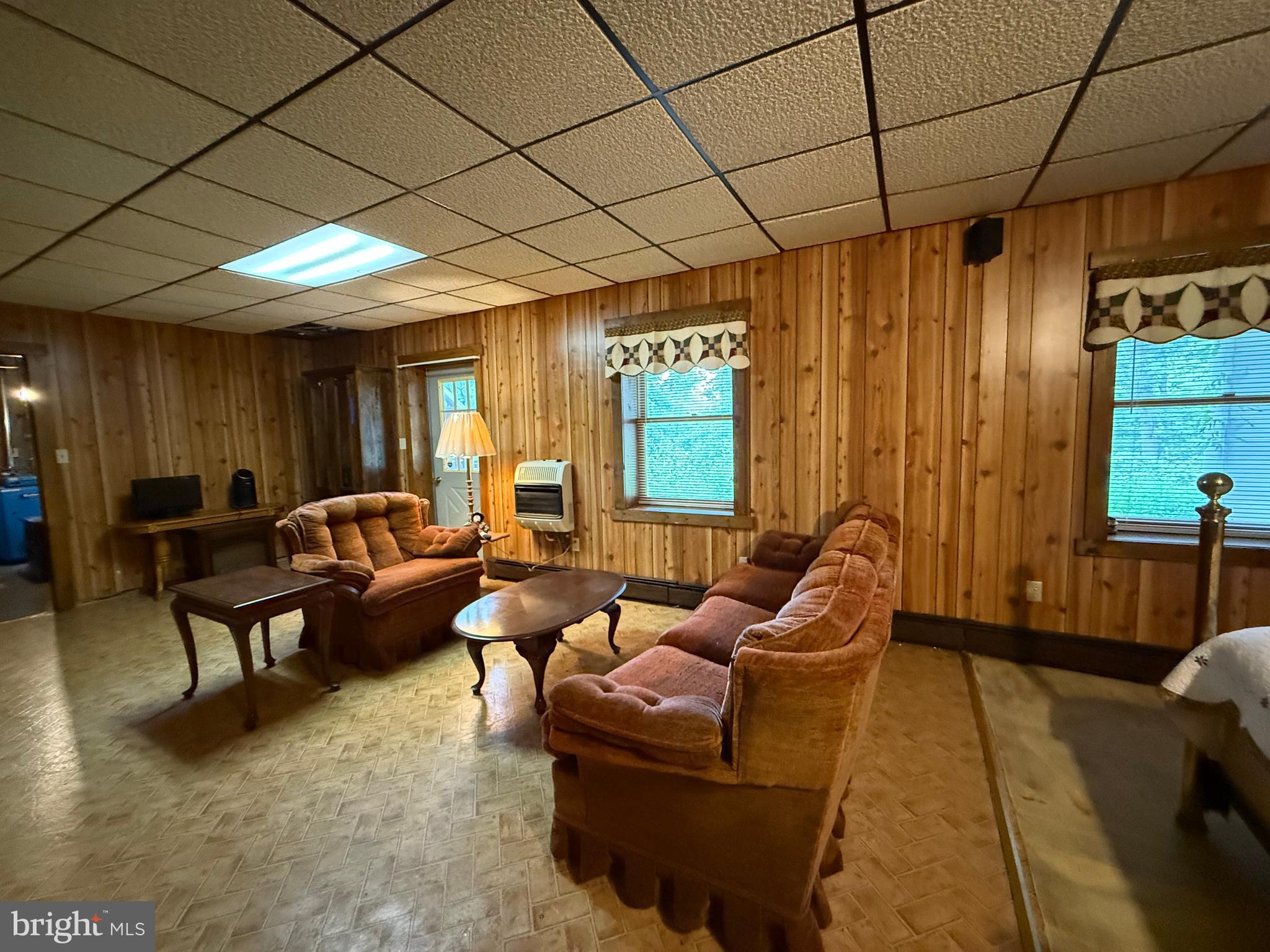 ROLLING ACRES - Residential