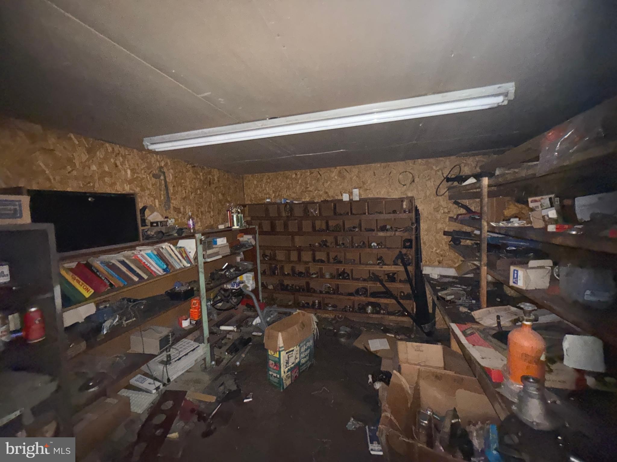 ROLLING ACRES - Residential