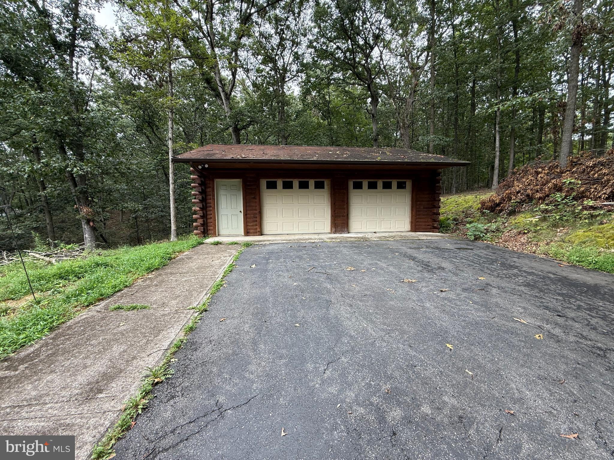 ROLLING ACRES - Residential