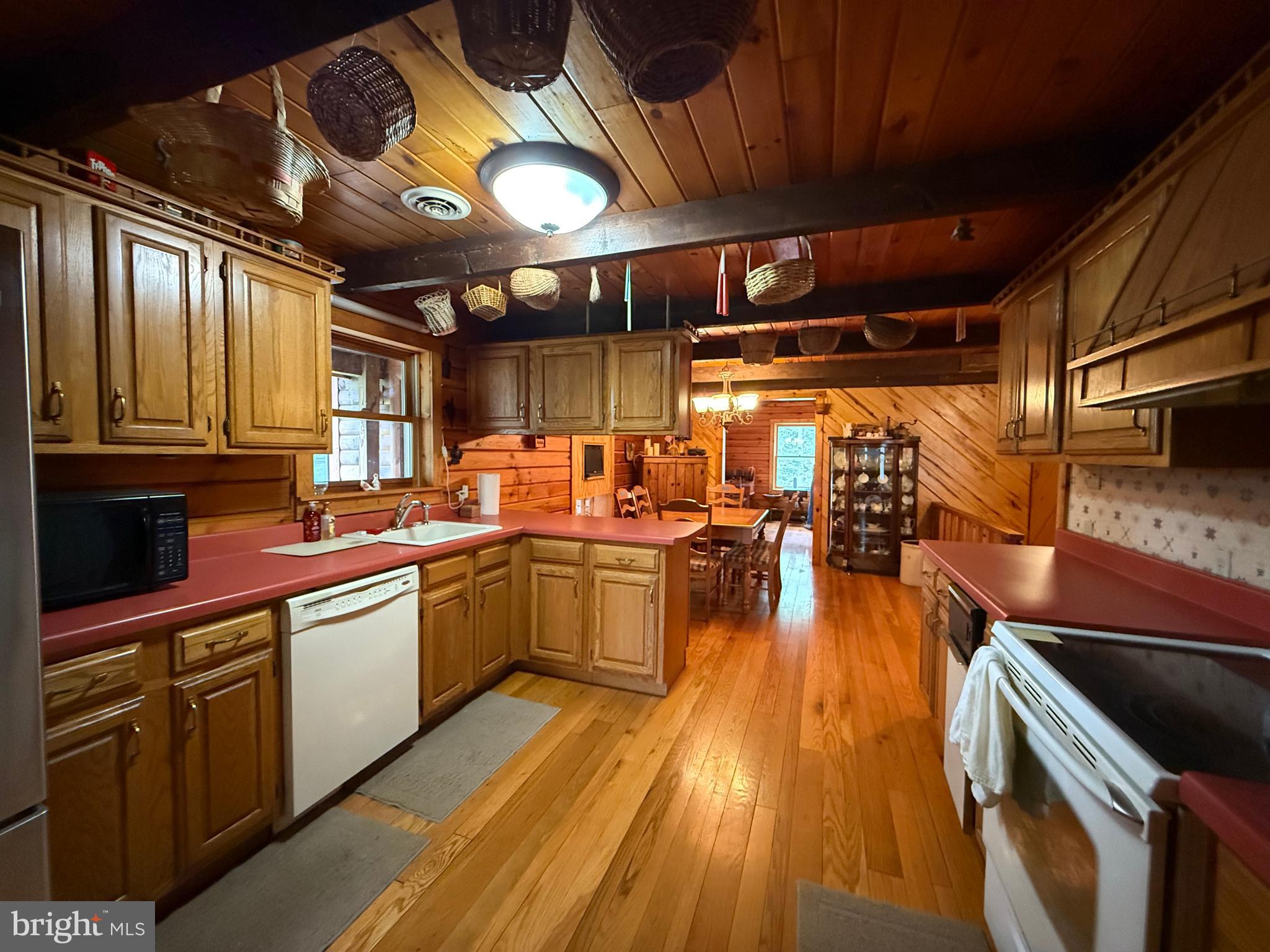 ROLLING ACRES - Residential