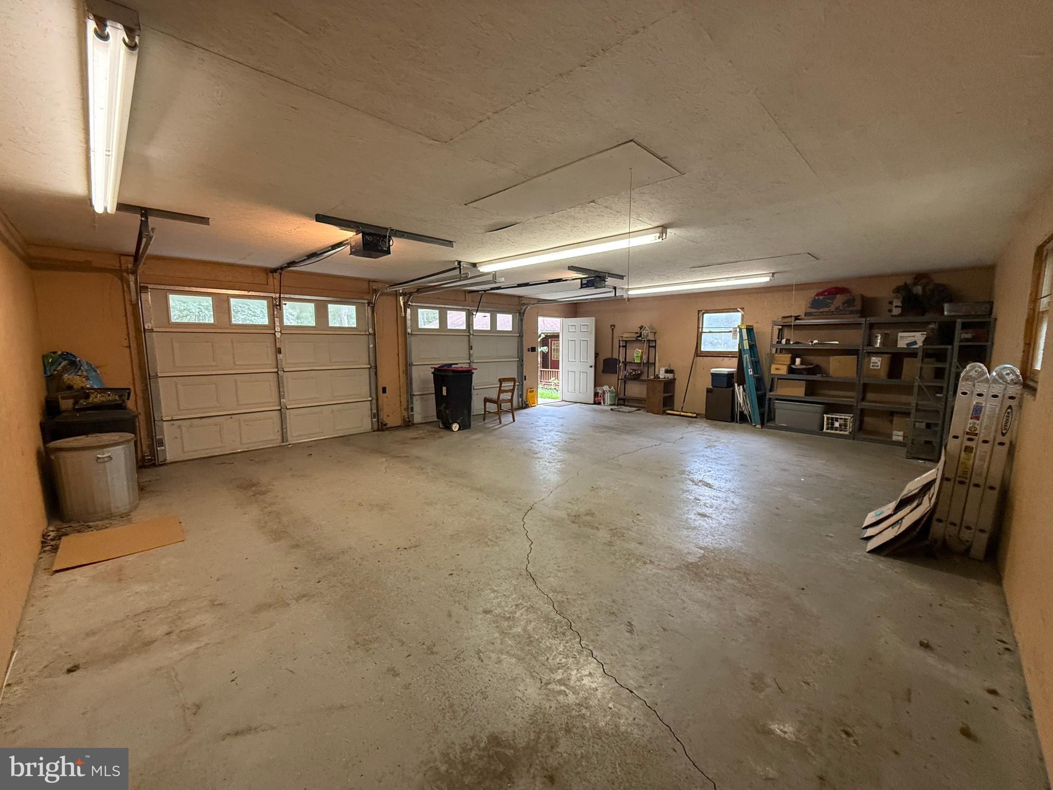 ROLLING ACRES - Residential