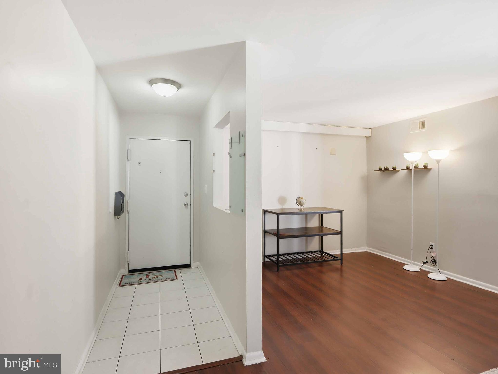 OAKLAND MILLS - Residential