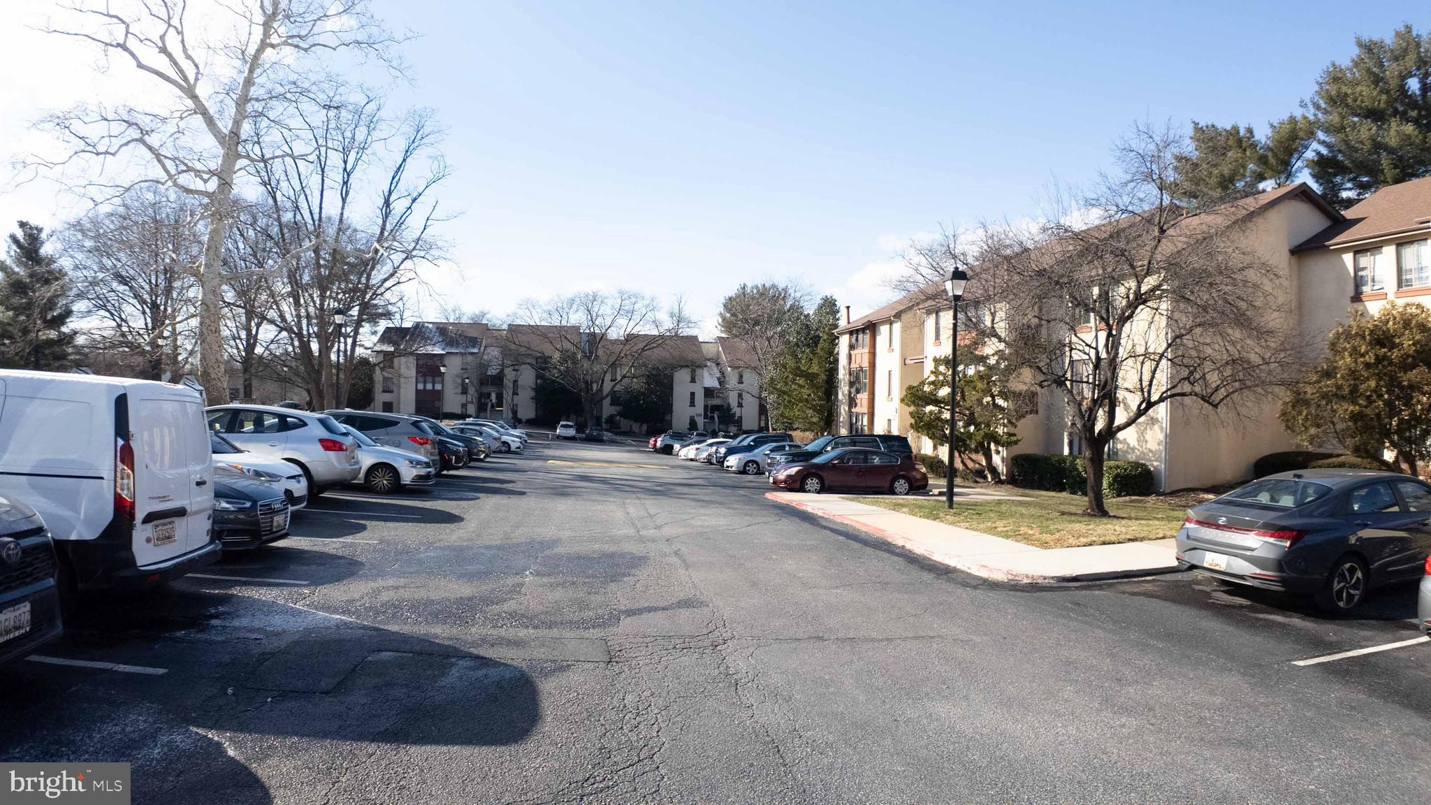 OAKLAND MILLS - Residential