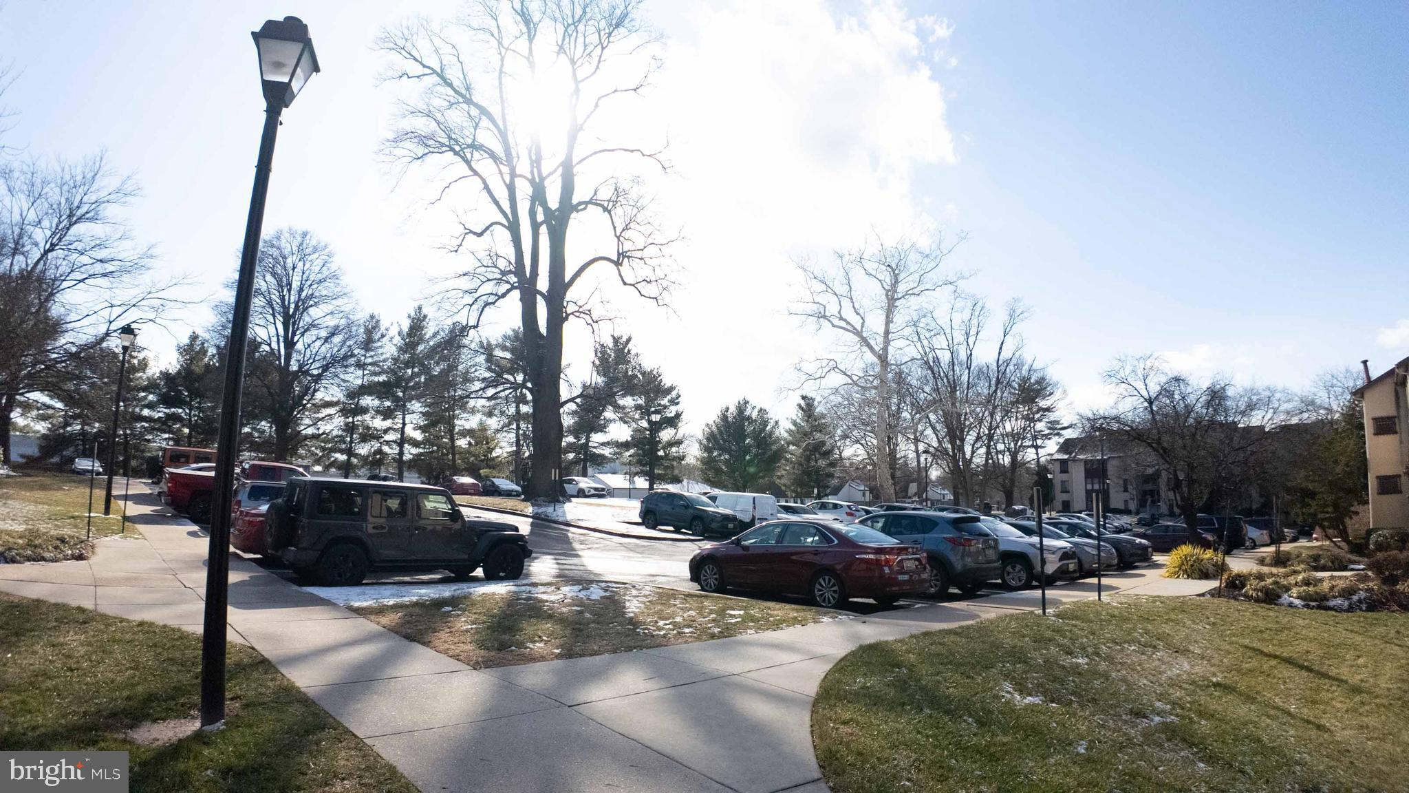 OAKLAND MILLS - Residential