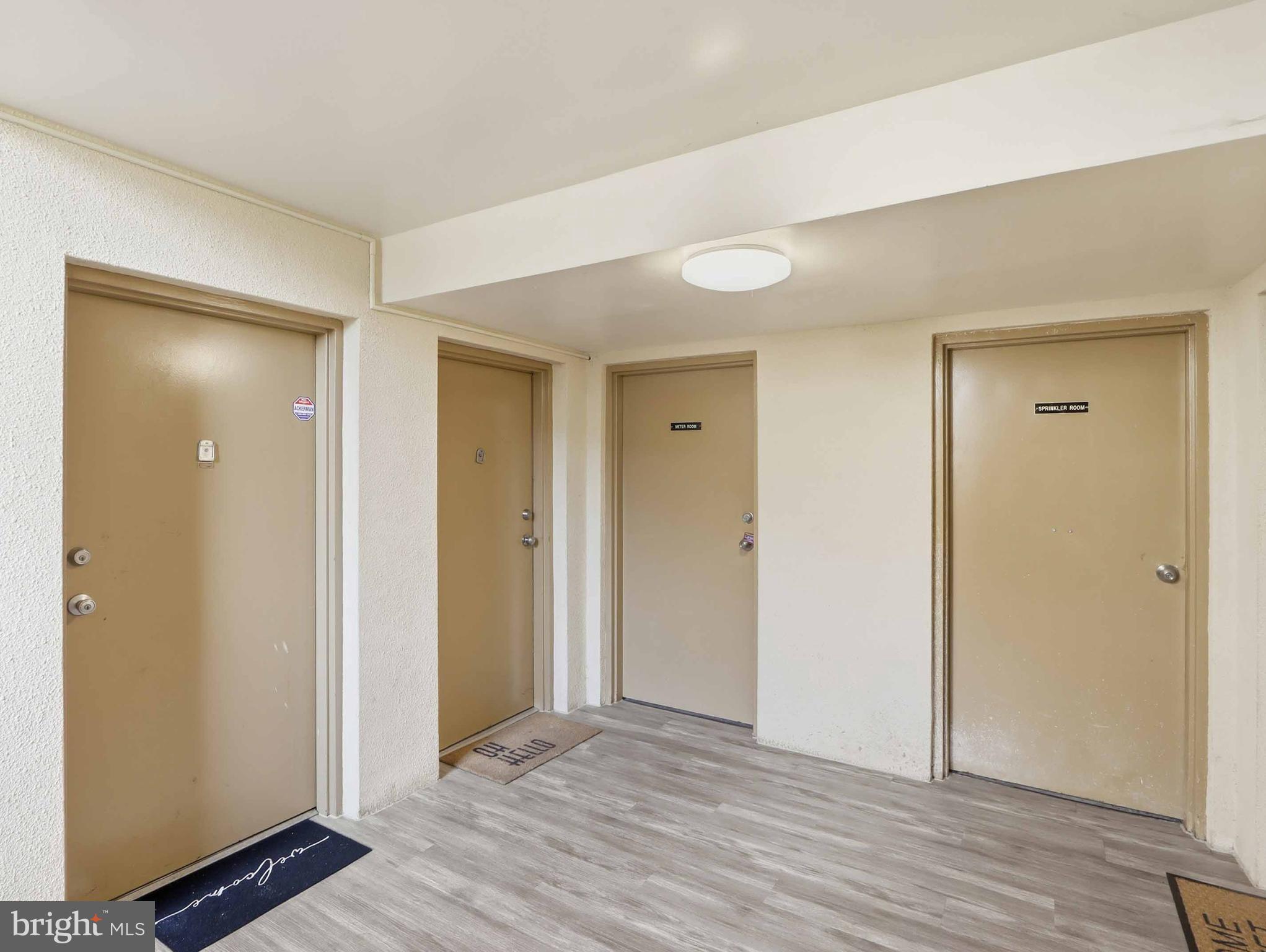 OAKLAND MILLS - Residential