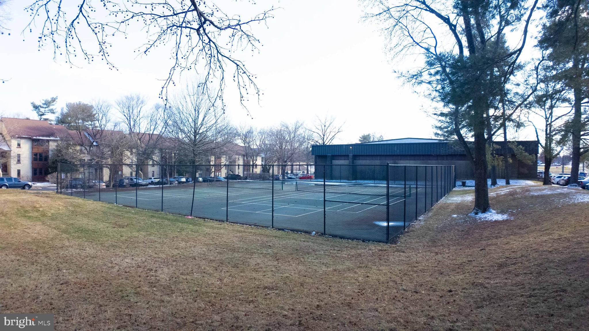 OAKLAND MILLS - Residential