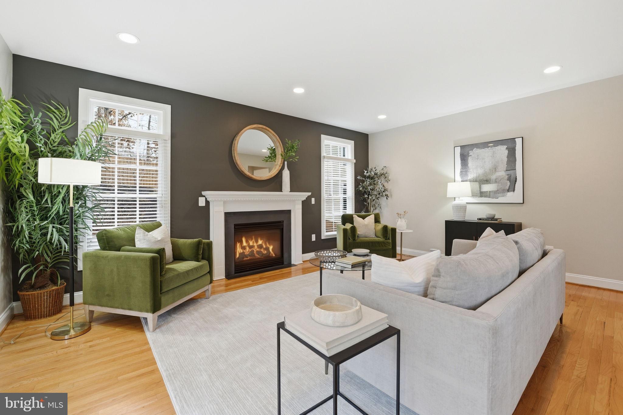 DOUGLAS PARK - Residential