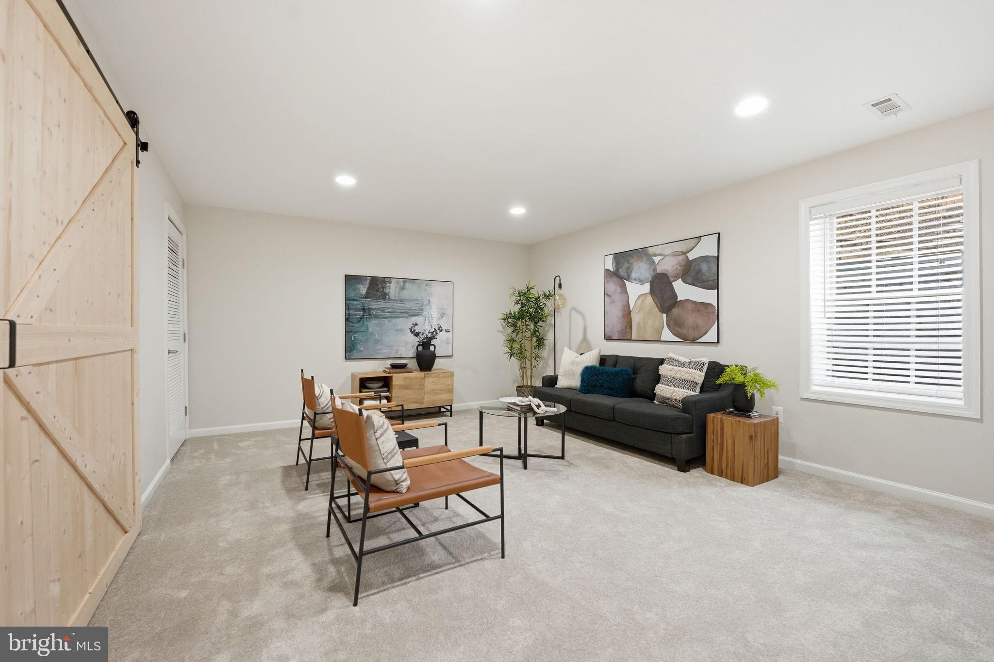 DOUGLAS PARK - Residential