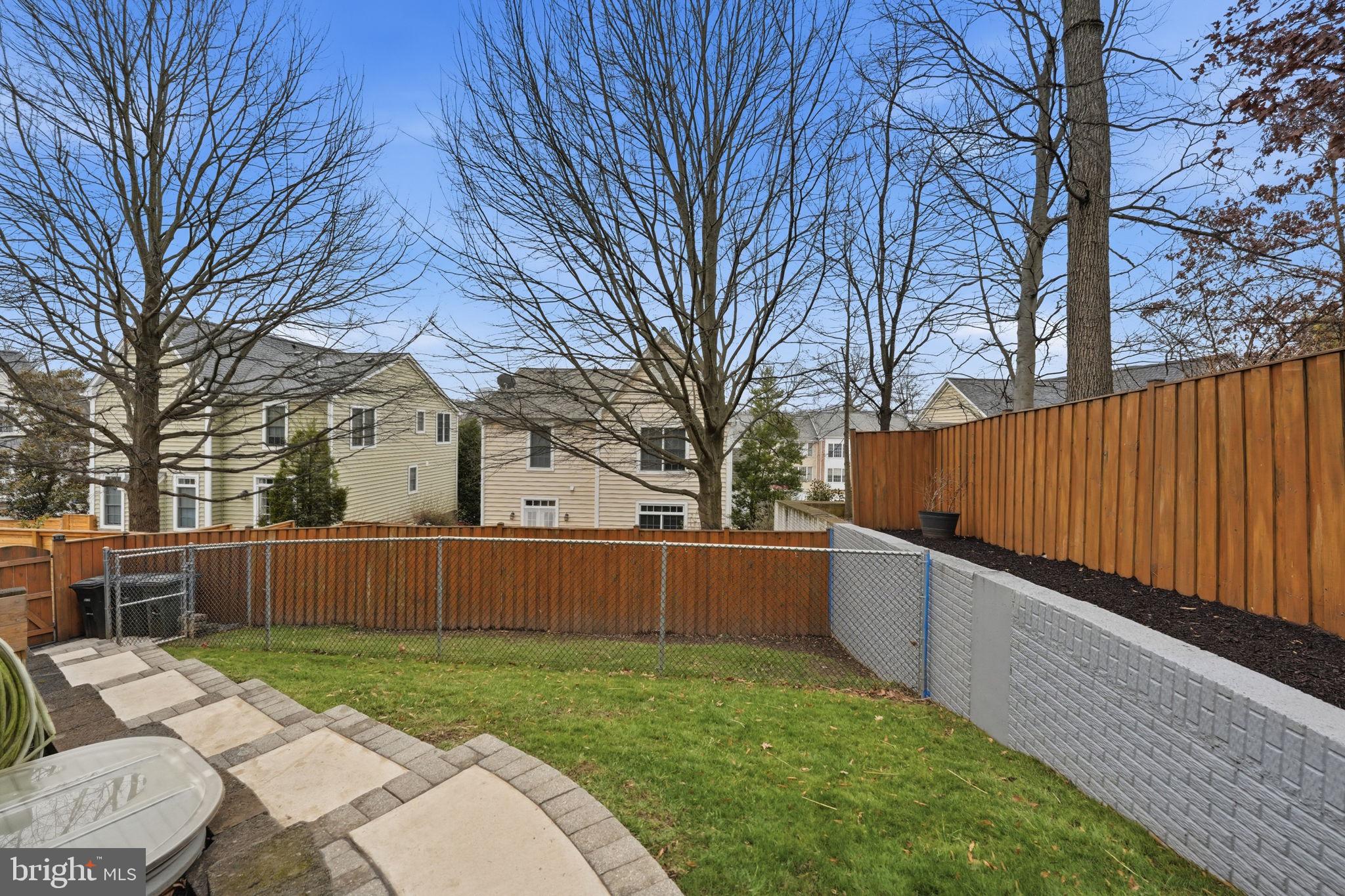 DOUGLAS PARK - Residential