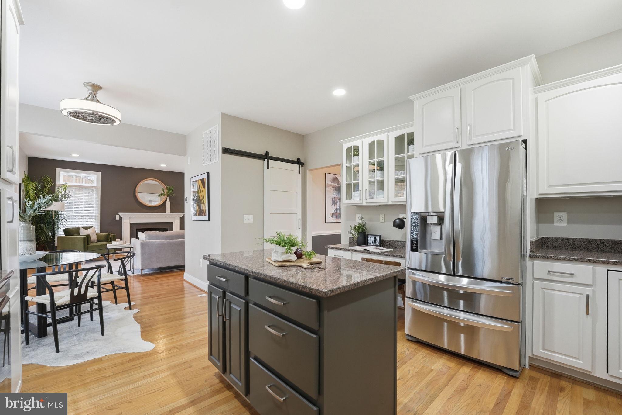 DOUGLAS PARK - Residential