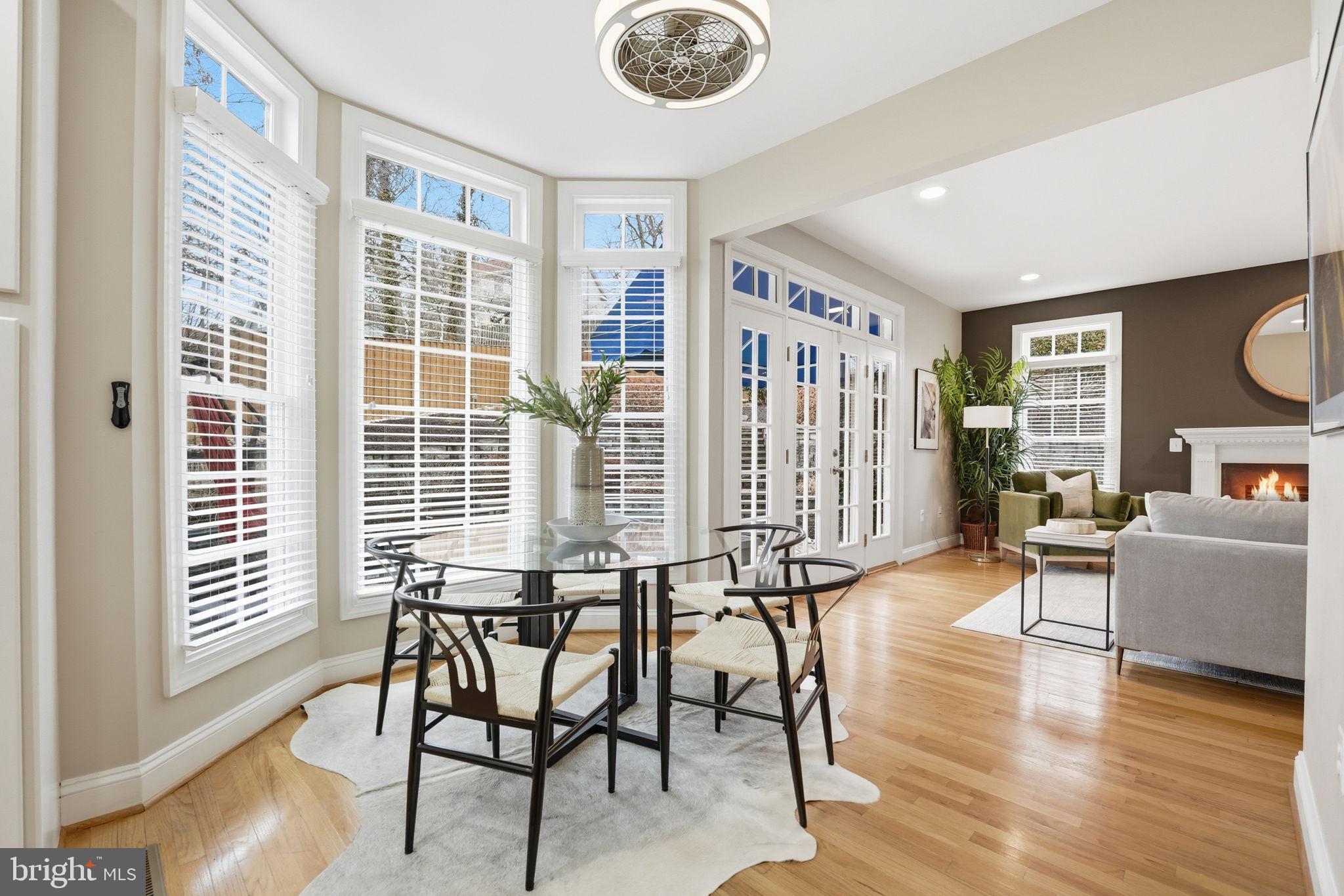 DOUGLAS PARK - Residential