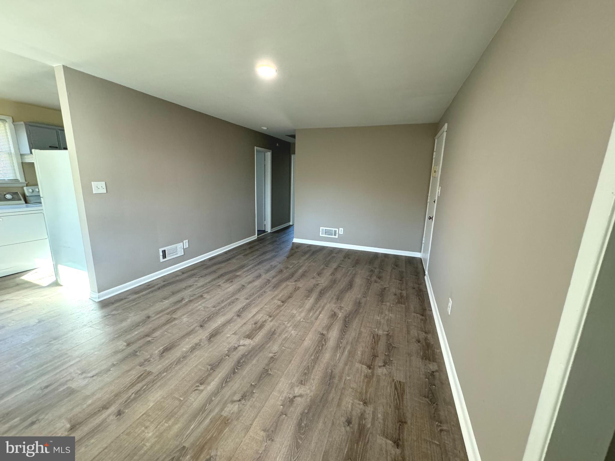 POTOMAC WOODS IND HEAD - Residential Lease