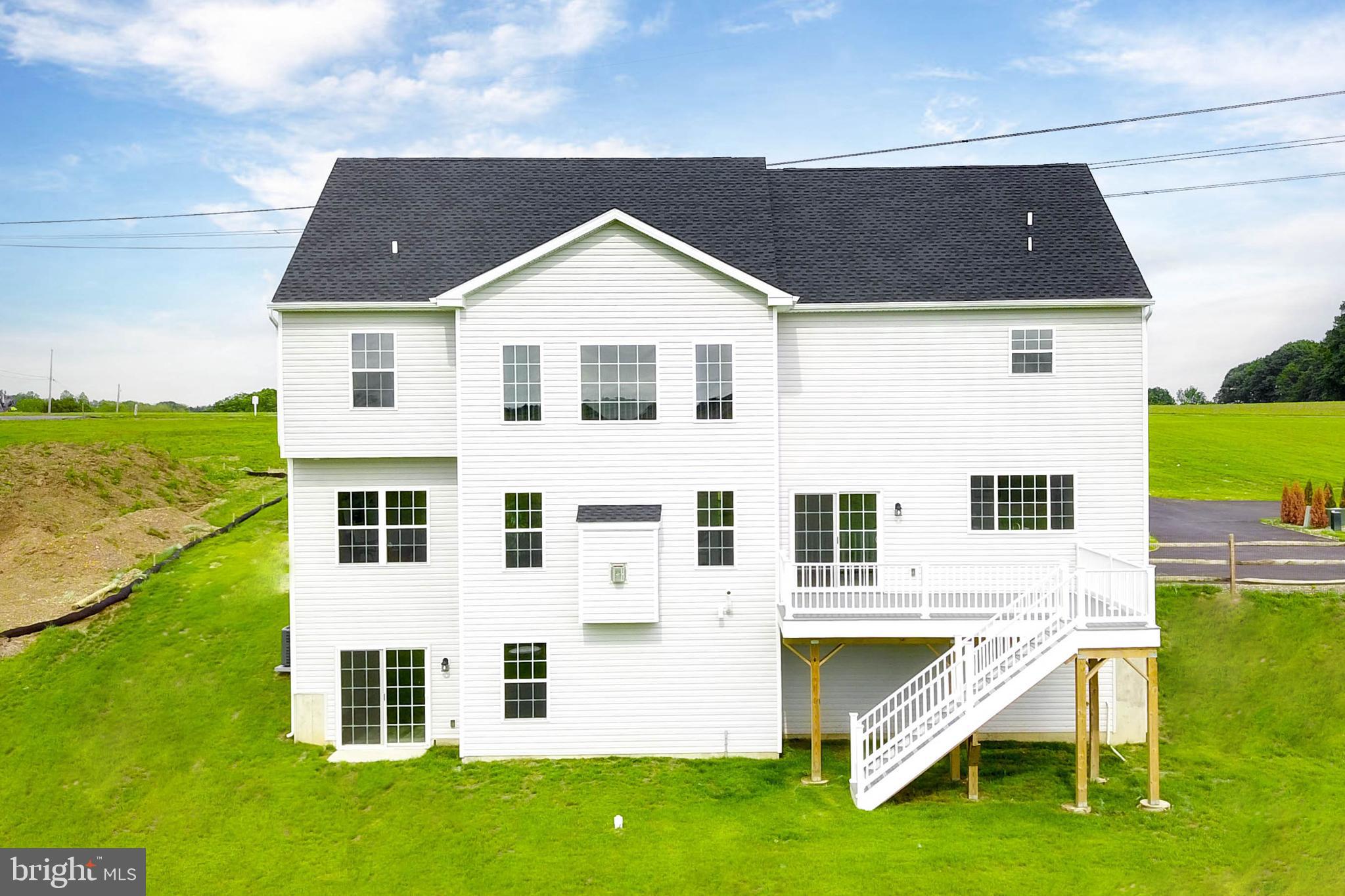 GREENLEAF FIELDS AT PARKLAND - Residential