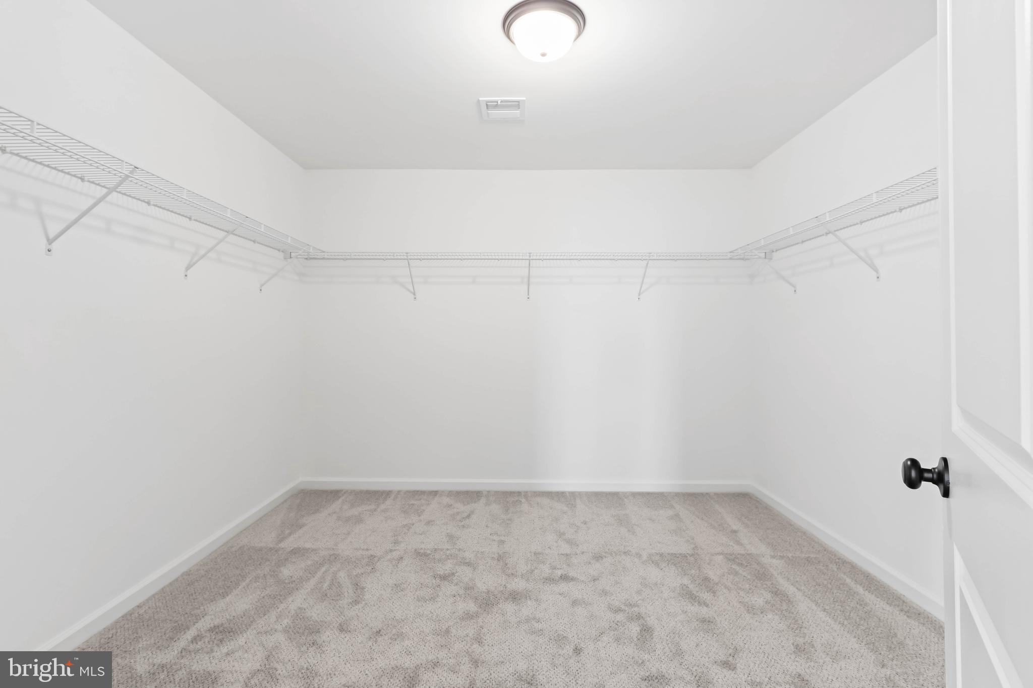 GREENLEAF FIELDS AT PARKLAND - Residential