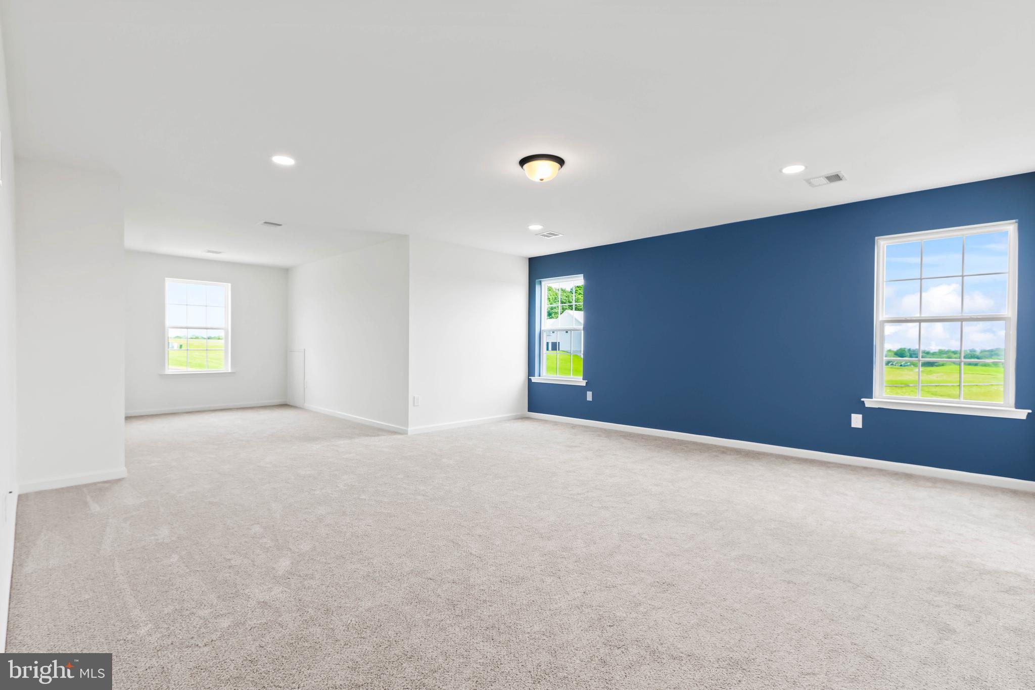 GREENLEAF FIELDS AT PARKLAND - Residential