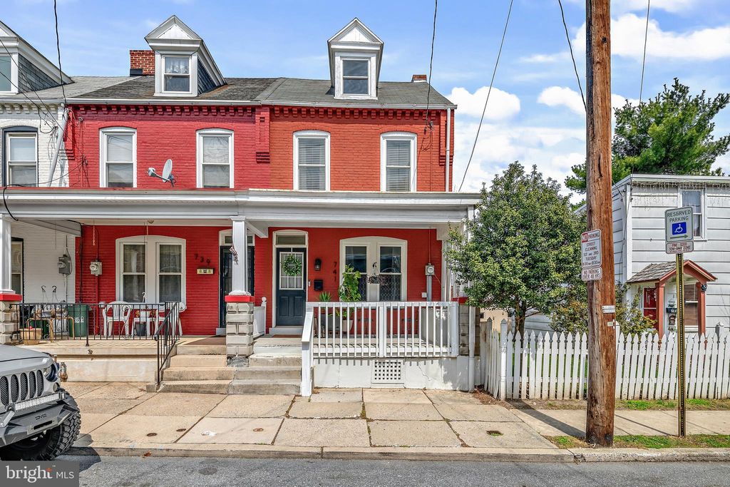 Photo of 741 E MARION ST, LANCASTER, PA 17602 (MLS # PALA2032862)