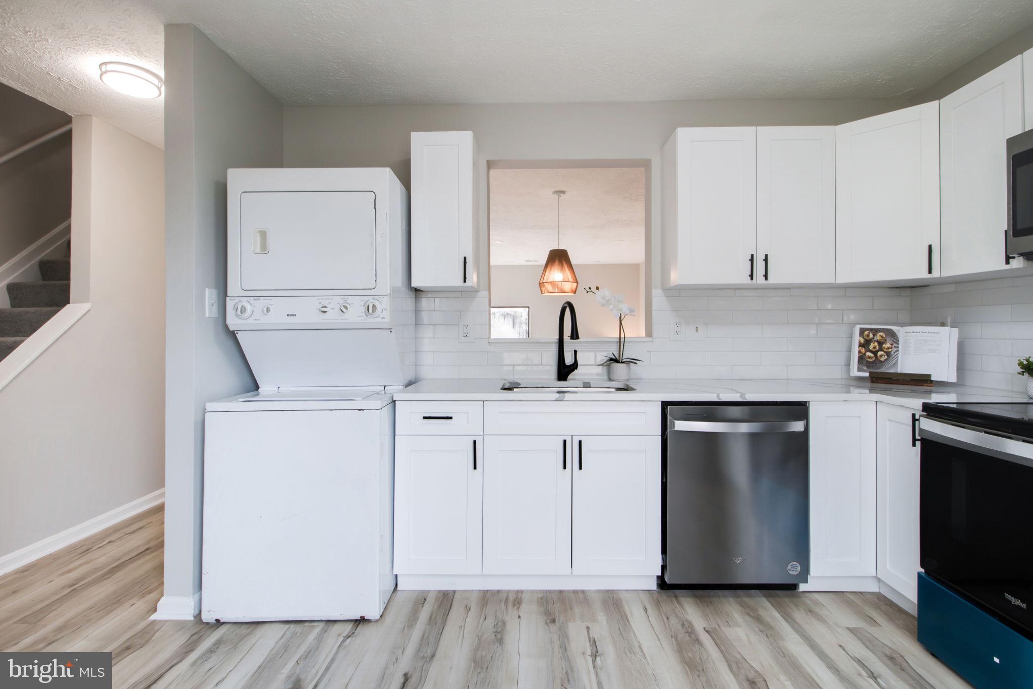 ADAMS LANDING - Residential