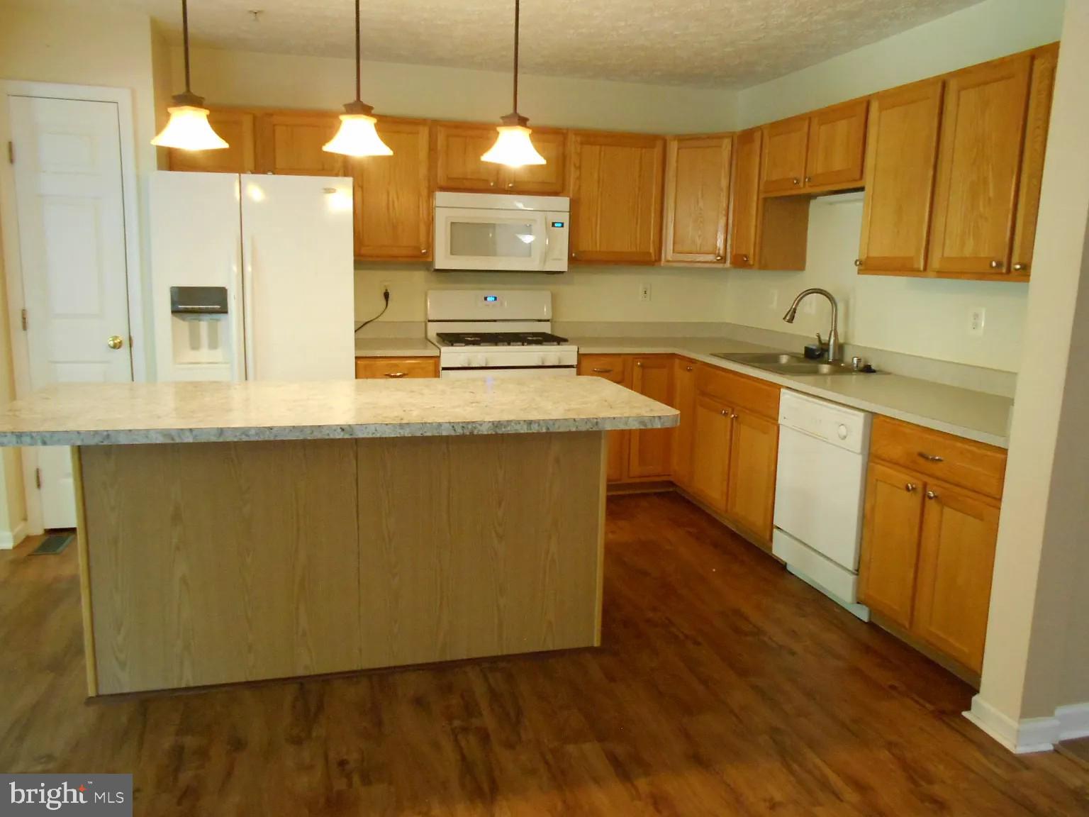 547 TERRAPIN TERRACE