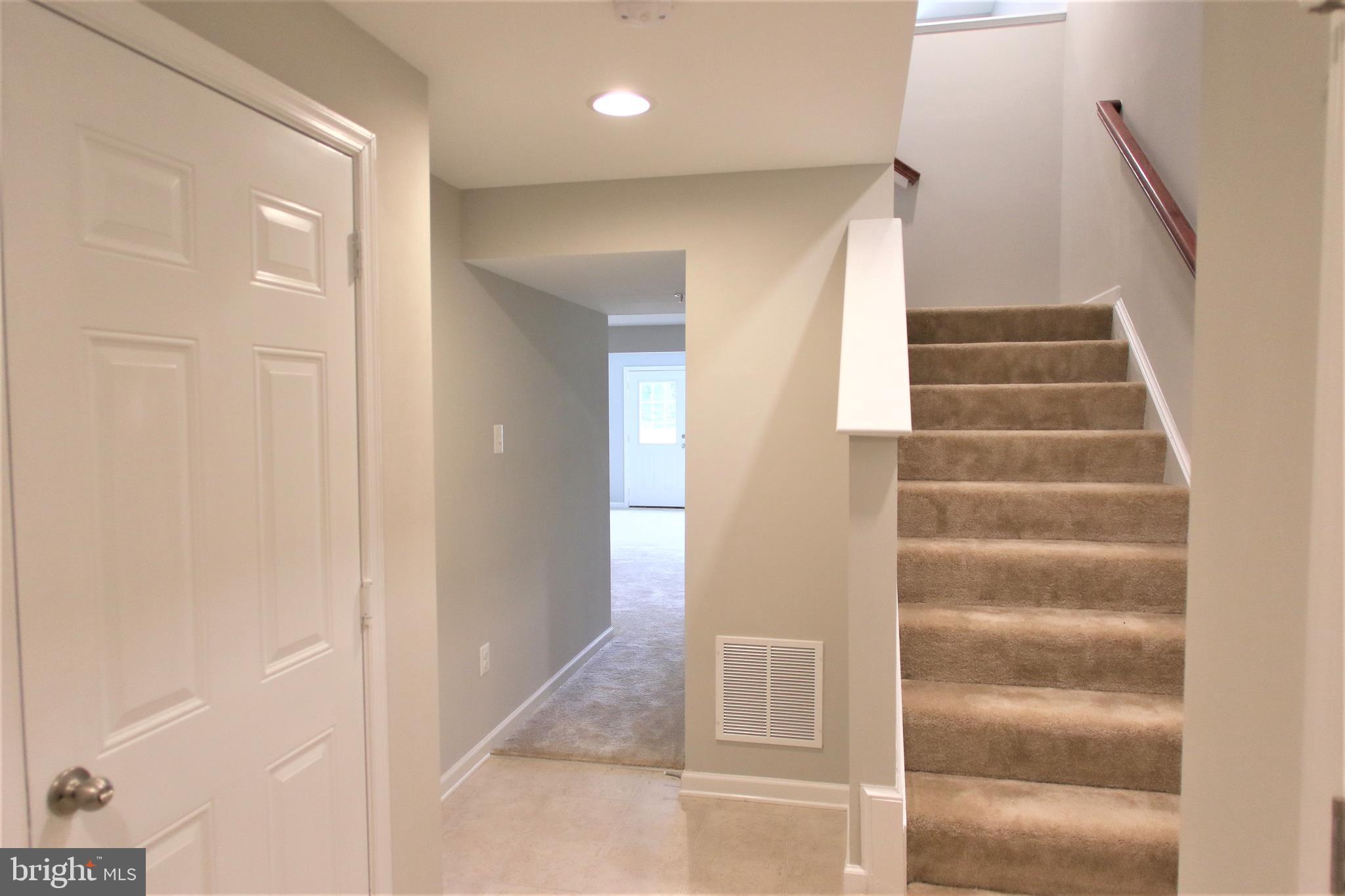 STONEBROOK VILLAGE - Residential