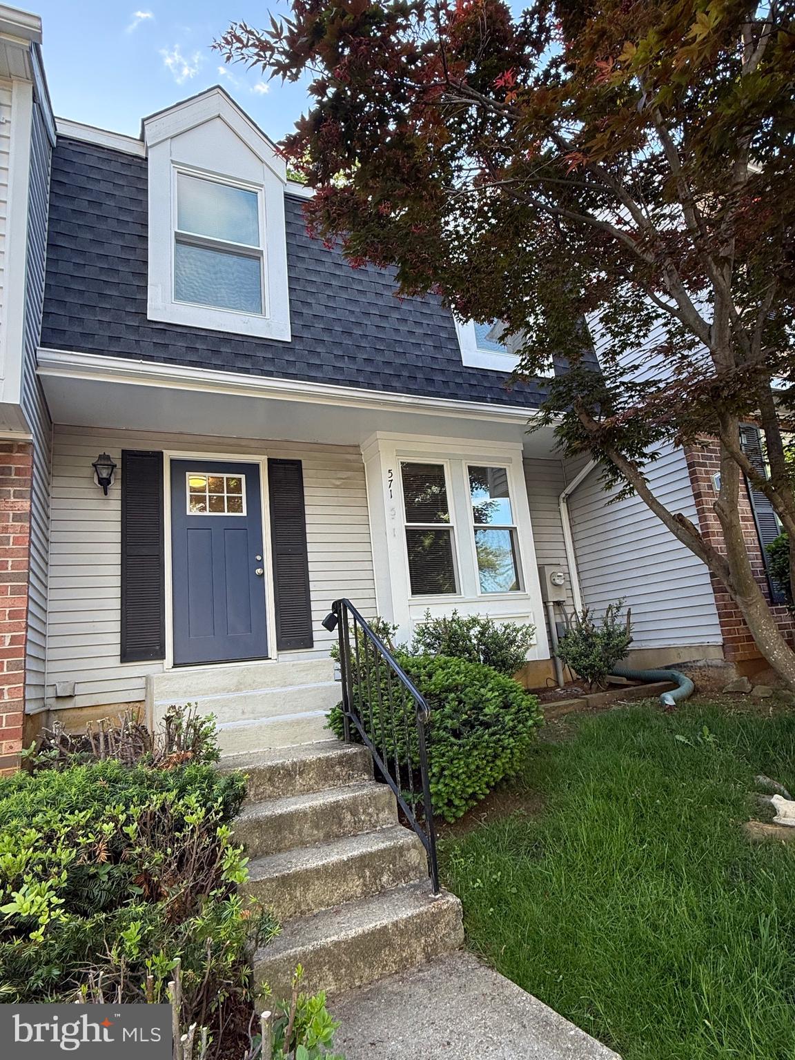 OAKMONT - Residential Lease