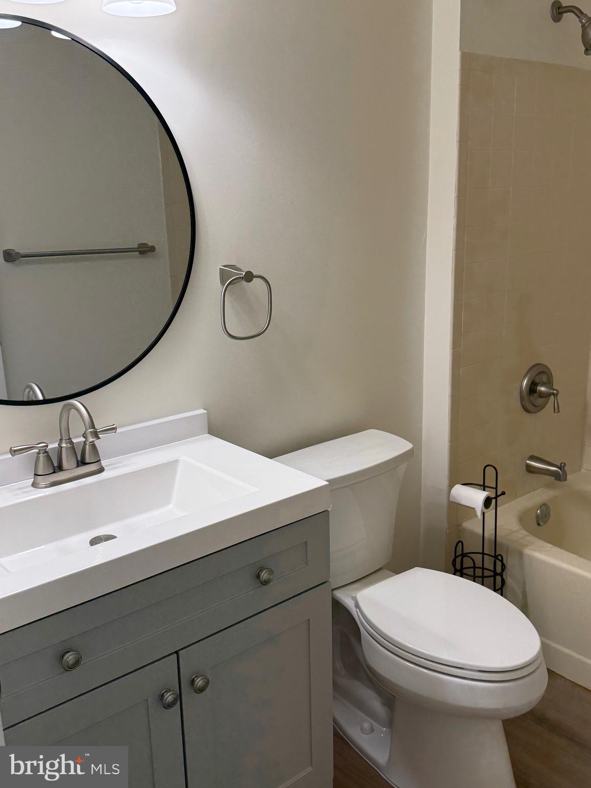 OAKMONT - Residential Lease