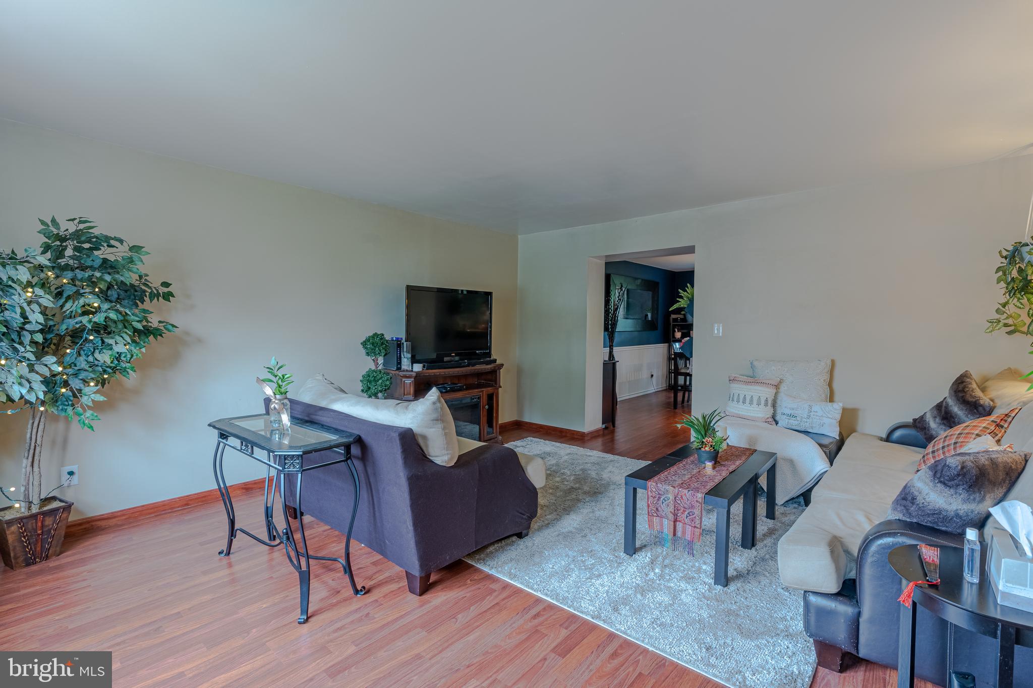 DOUBLE ROCK TOWNHOUSES - Residential