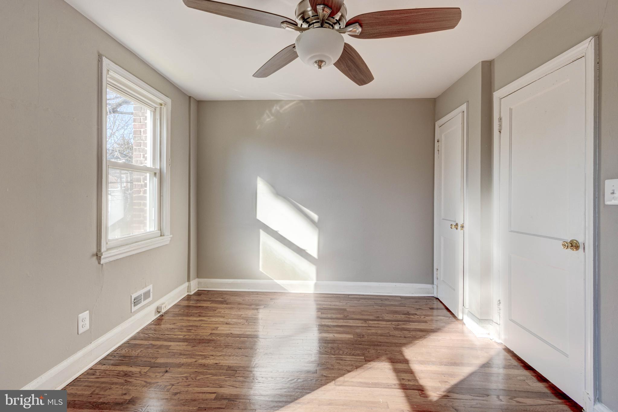 WAVERLY - Residential