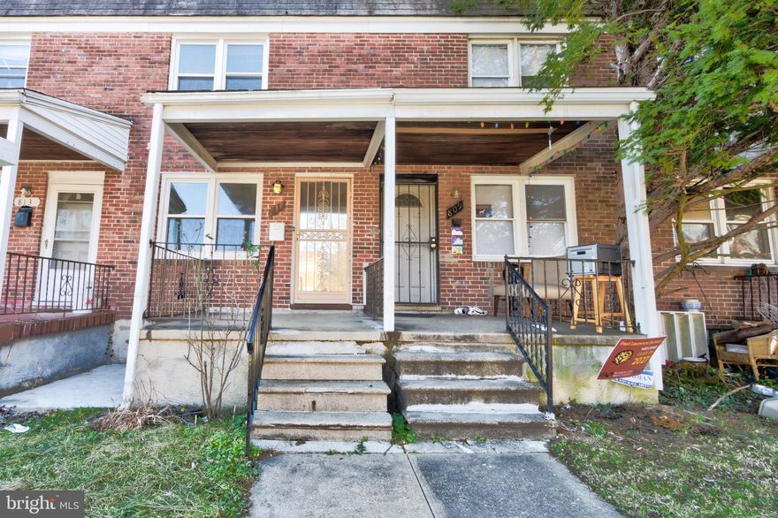 Buy for less than Renting! This 2 bed, 1 bath townhome in Waverly is ready for its new owners! A large living room looks into the open-concept kitchen, complete with freshly painted cabinets, stainless steel appliances, and ceramic tile floor. Refinished hardwood flooring and fresh paint throughout the home. Two bedrooms upstairs and a full bath with the old-style checkered tile. The basement level is partially finished with a huge storage area and utility room housing the washer/dryer and furnace. Out back is a large fully fenced rear yard and small porch area. Plenty of street parking right in front of the home. This property could also serve as an opportunity to add a rental property to your portfolio. Excellent location, close to all shopping centers, major roadways, and public transportation. Schedule an appointment today!