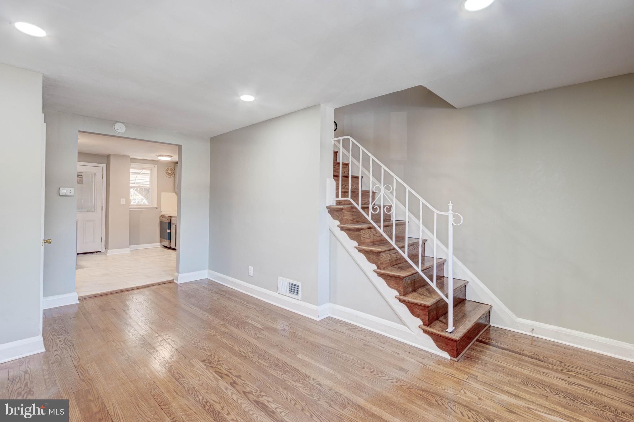 WAVERLY - Residential