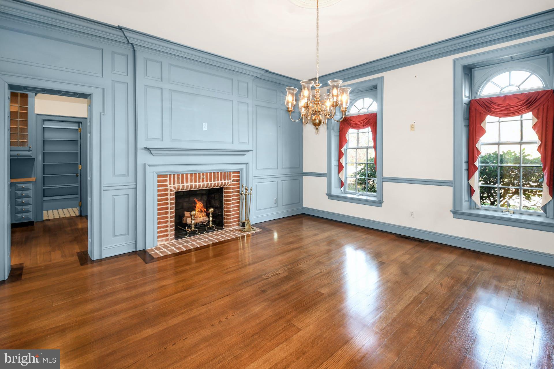 ROBIN HOOD - Residential