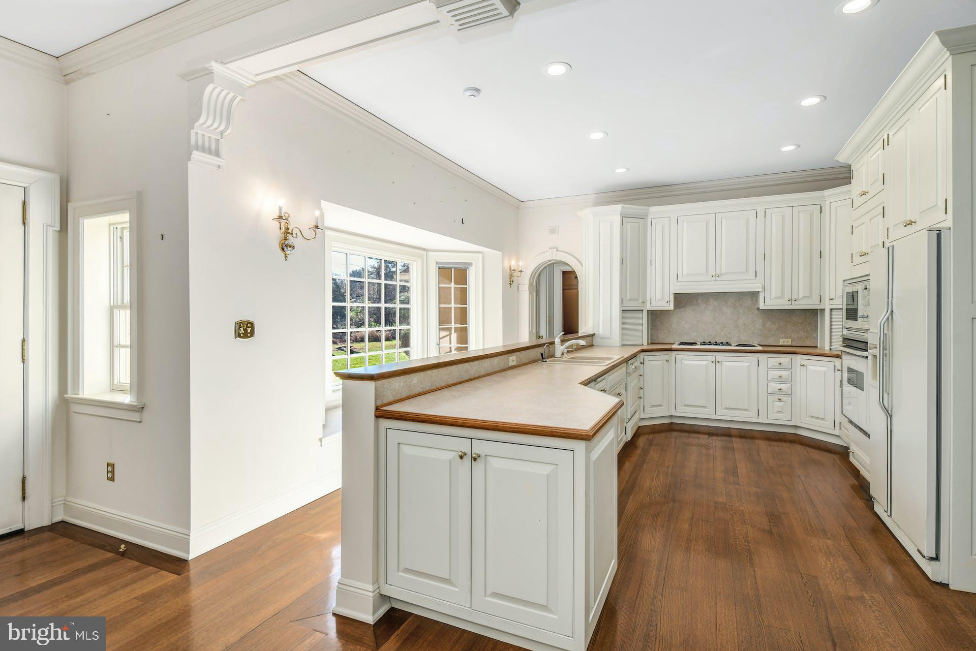 ROBIN HOOD - Residential