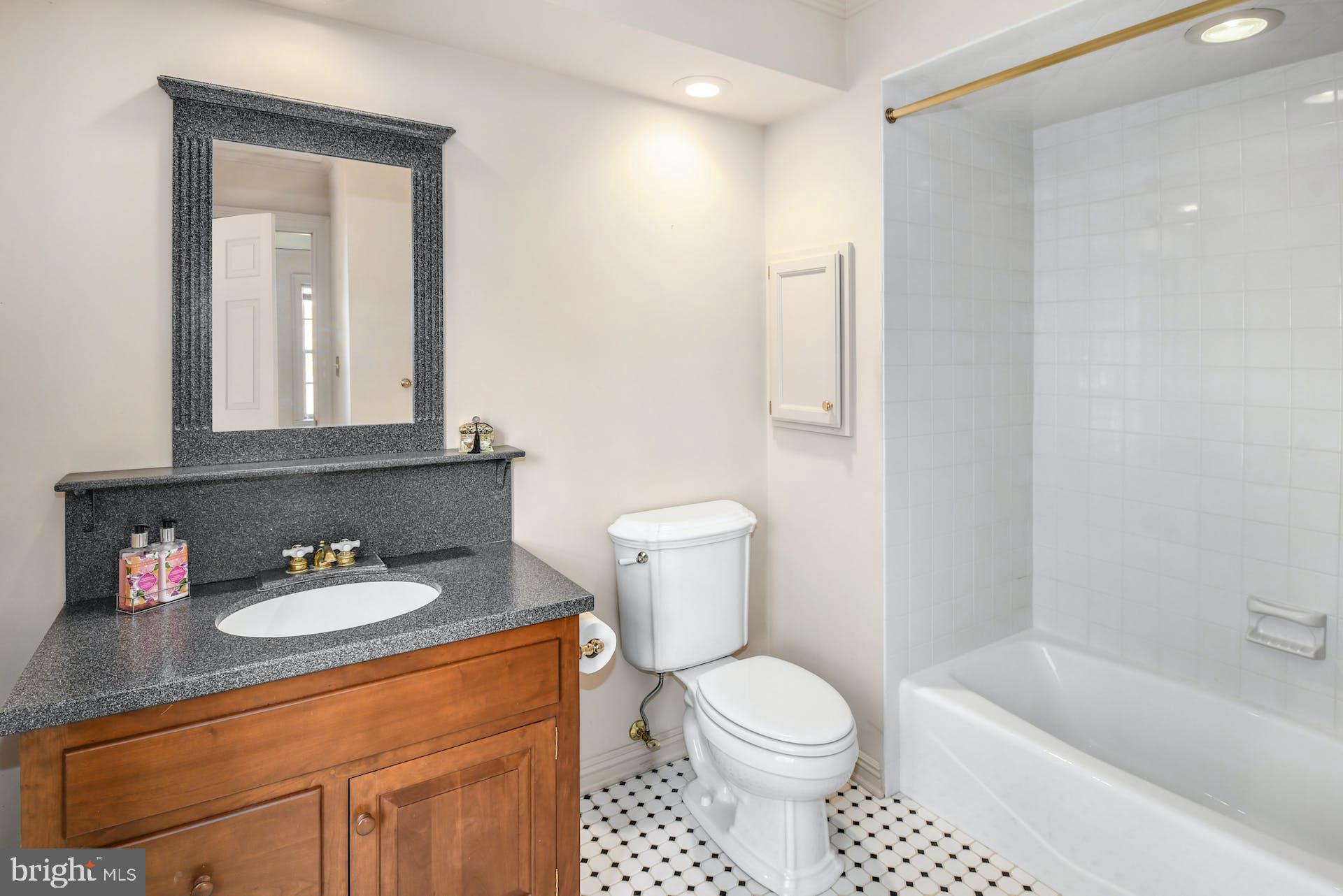 ROBIN HOOD - Residential