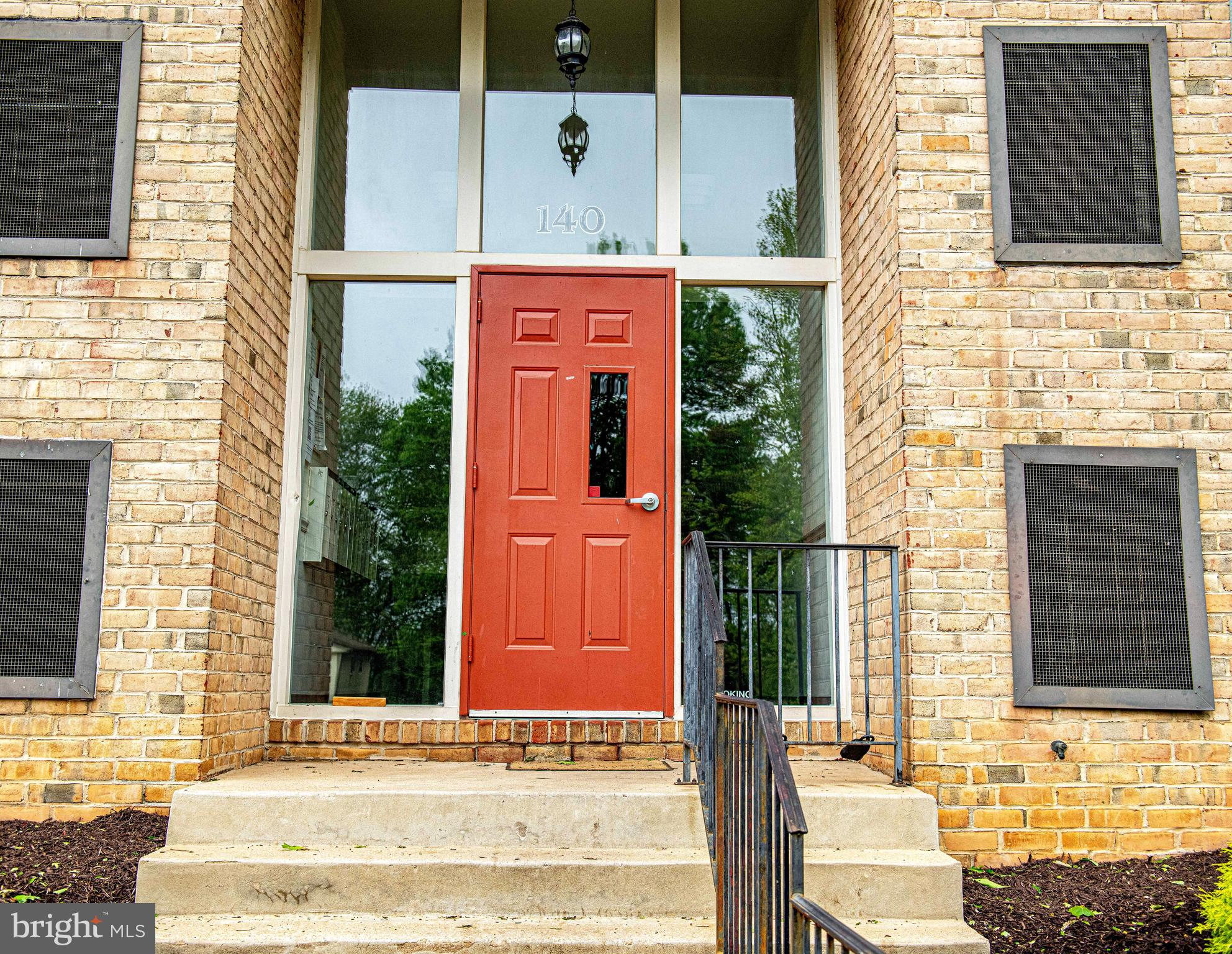 BRIGHT OAKS - Residential