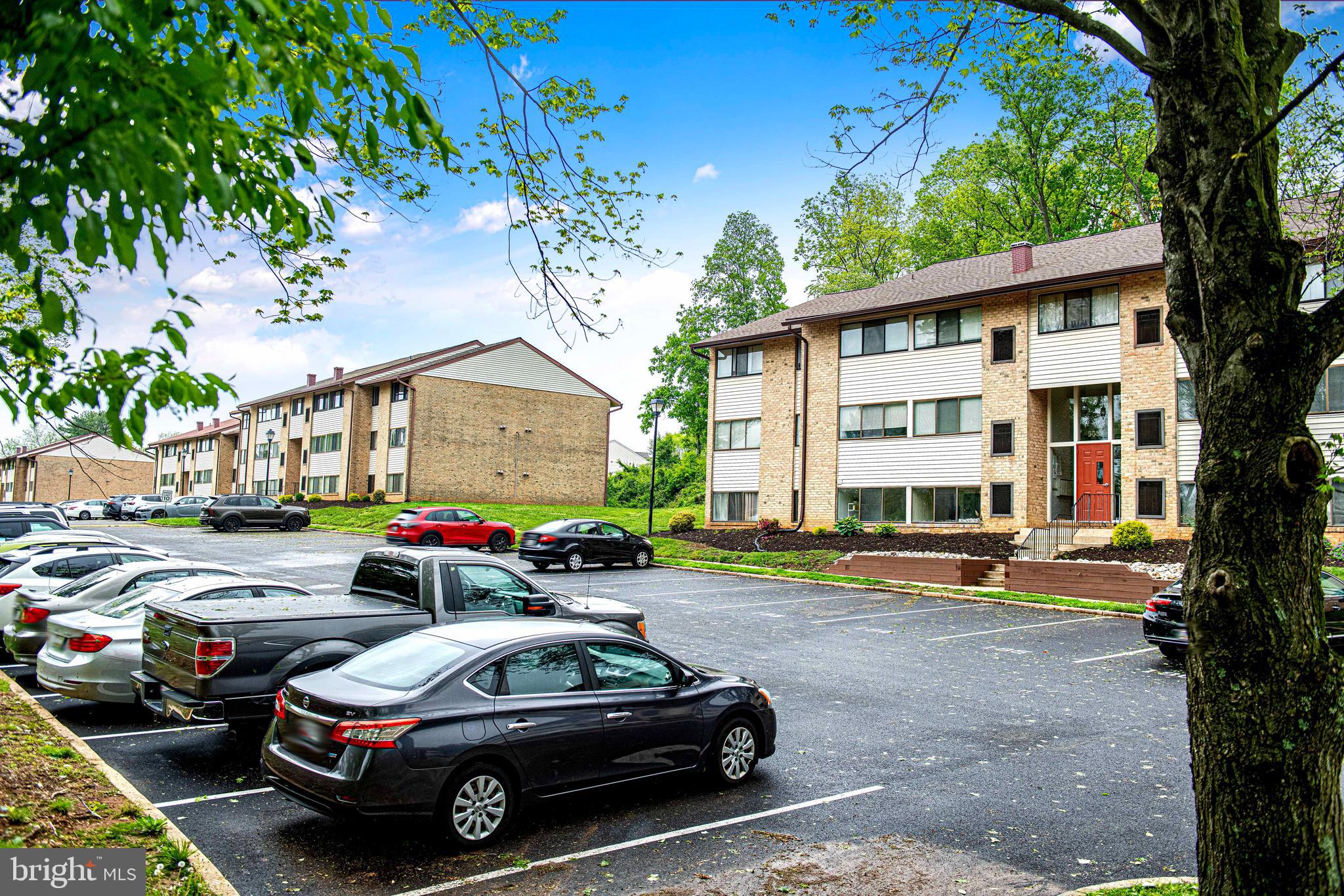 BRIGHT OAKS - Residential