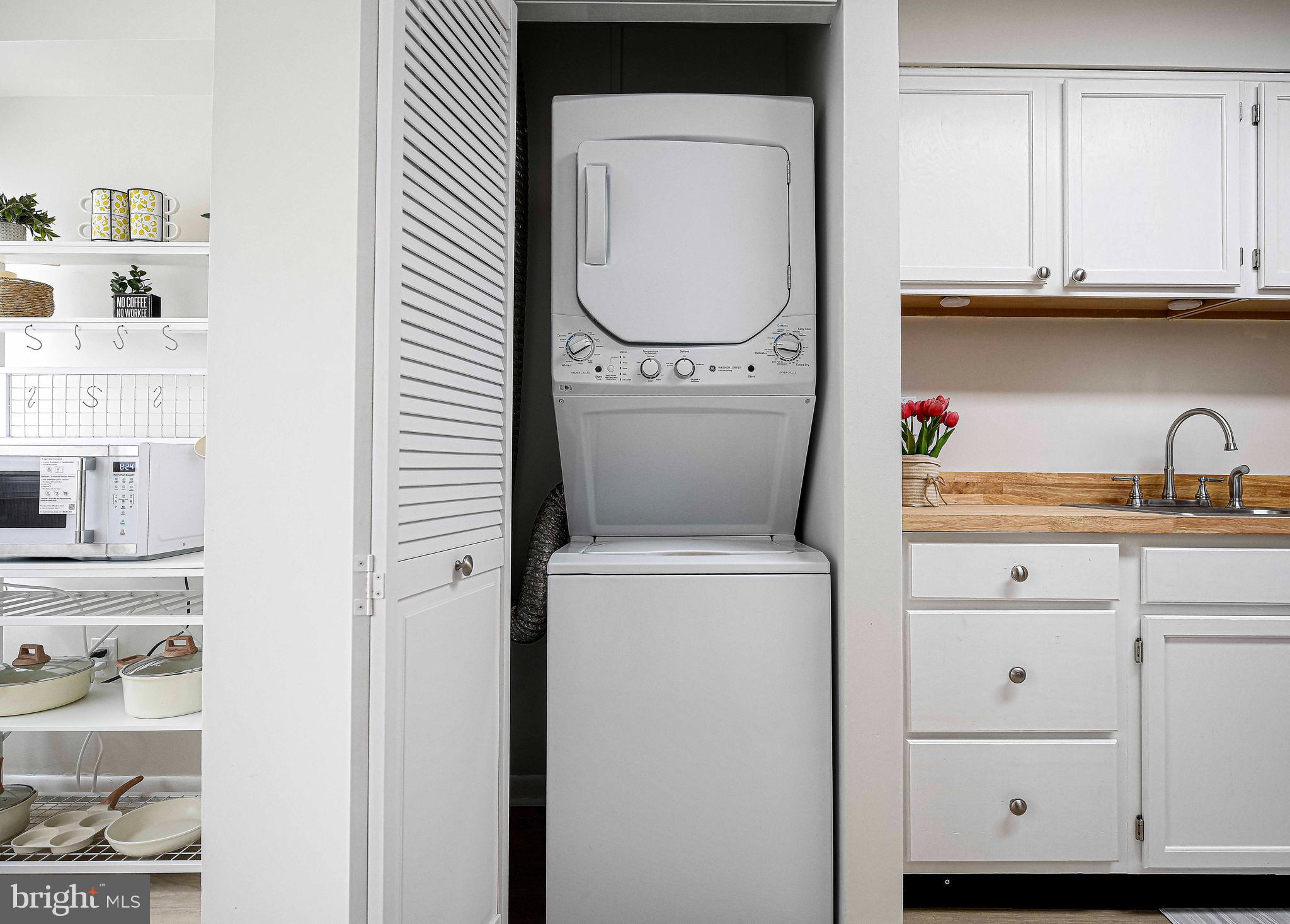 BRIGHT OAKS - Residential