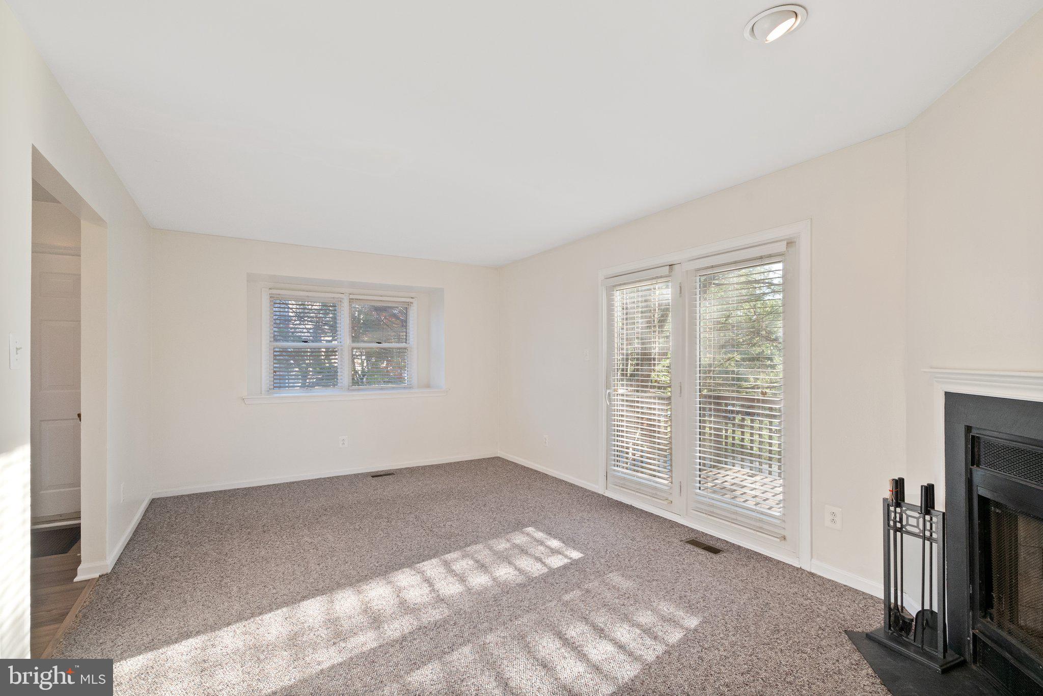 SPRINGHILL FARM - Residential Lease