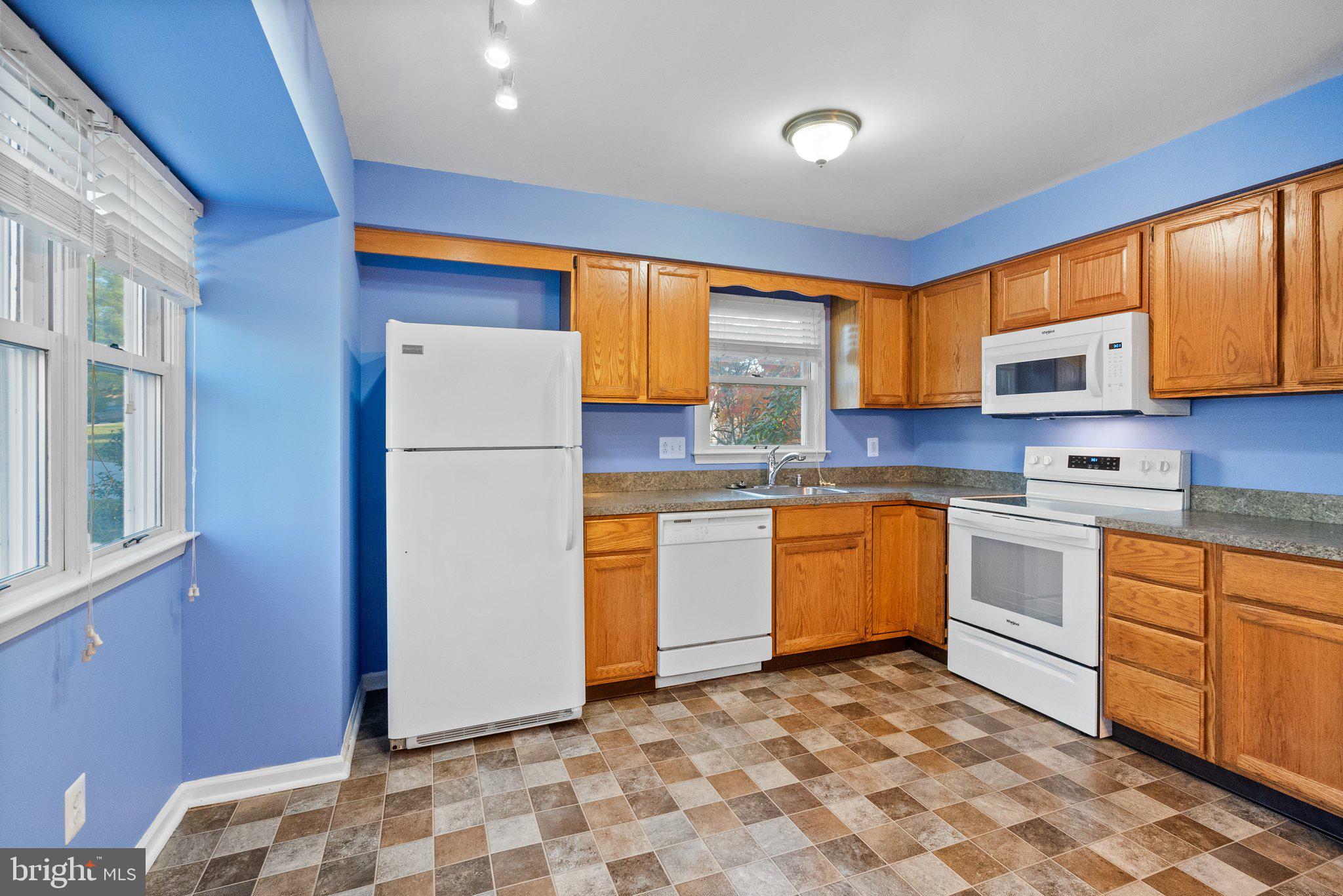 SPRINGHILL FARM - Residential Lease