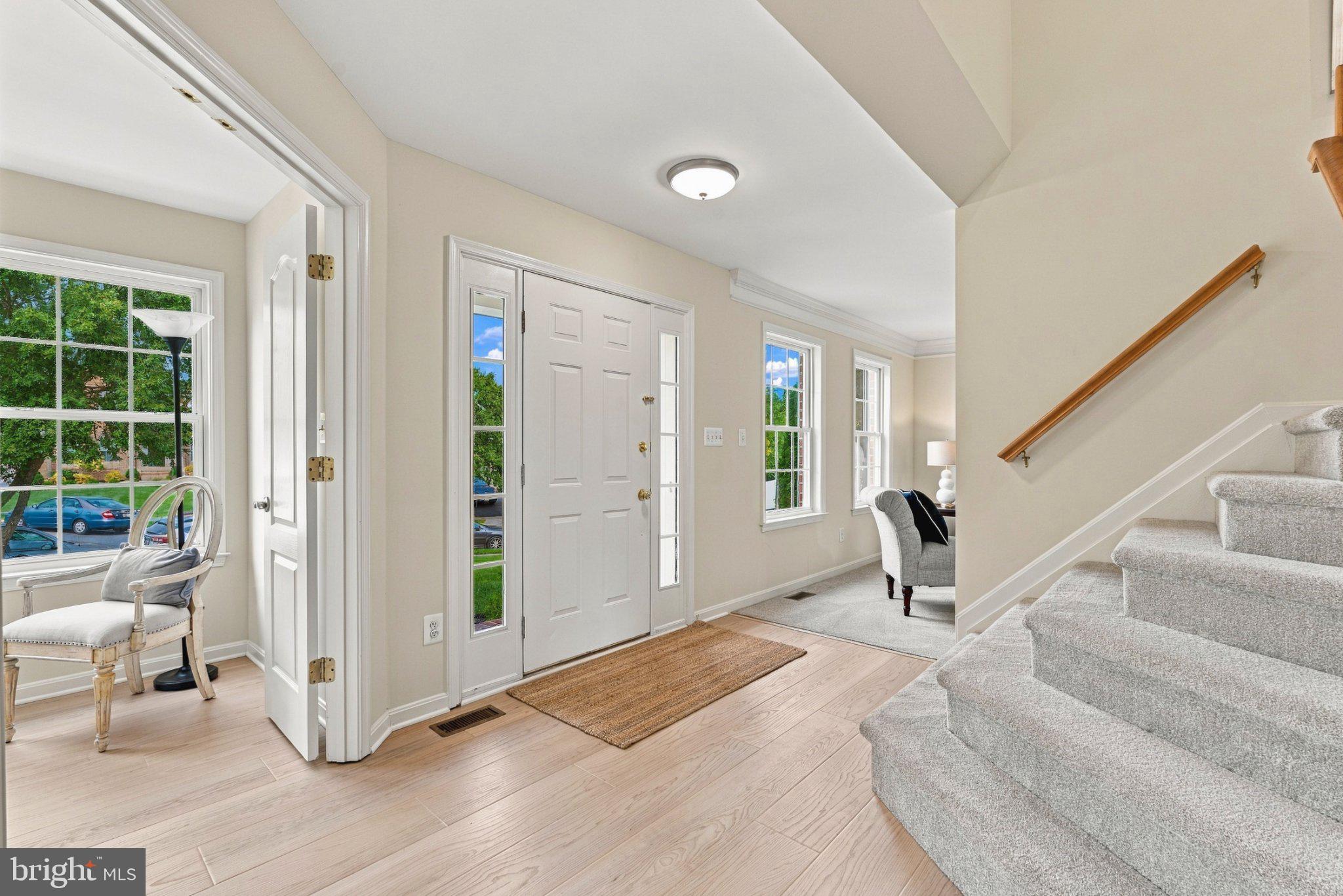7 PERRY MANOR COURT